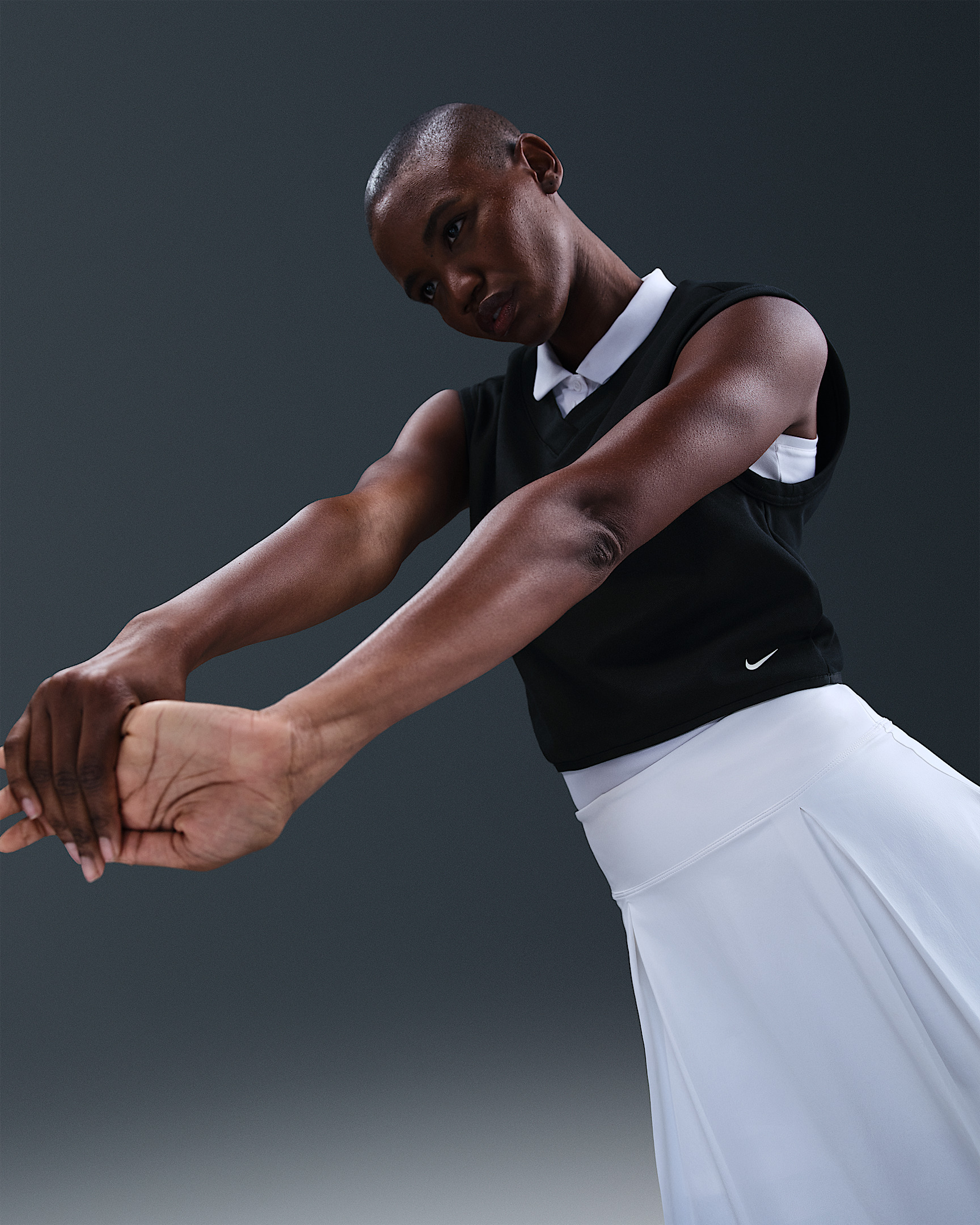 Nike Women's V-Neck Golf Vest - 3