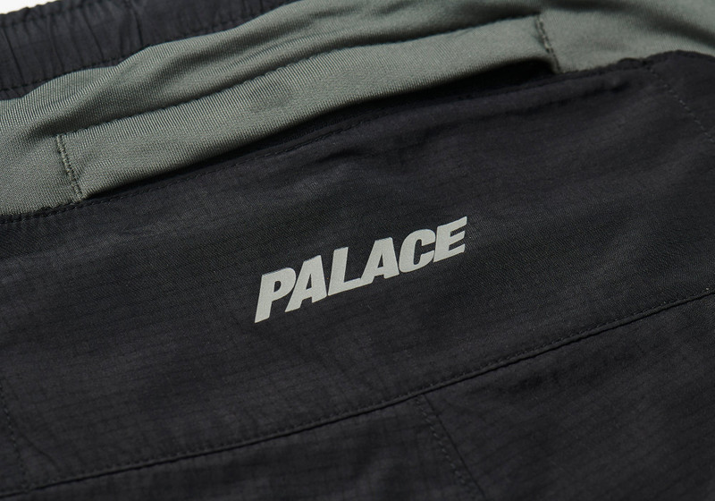 TRAIL RUNNER SHORT BLACK 7