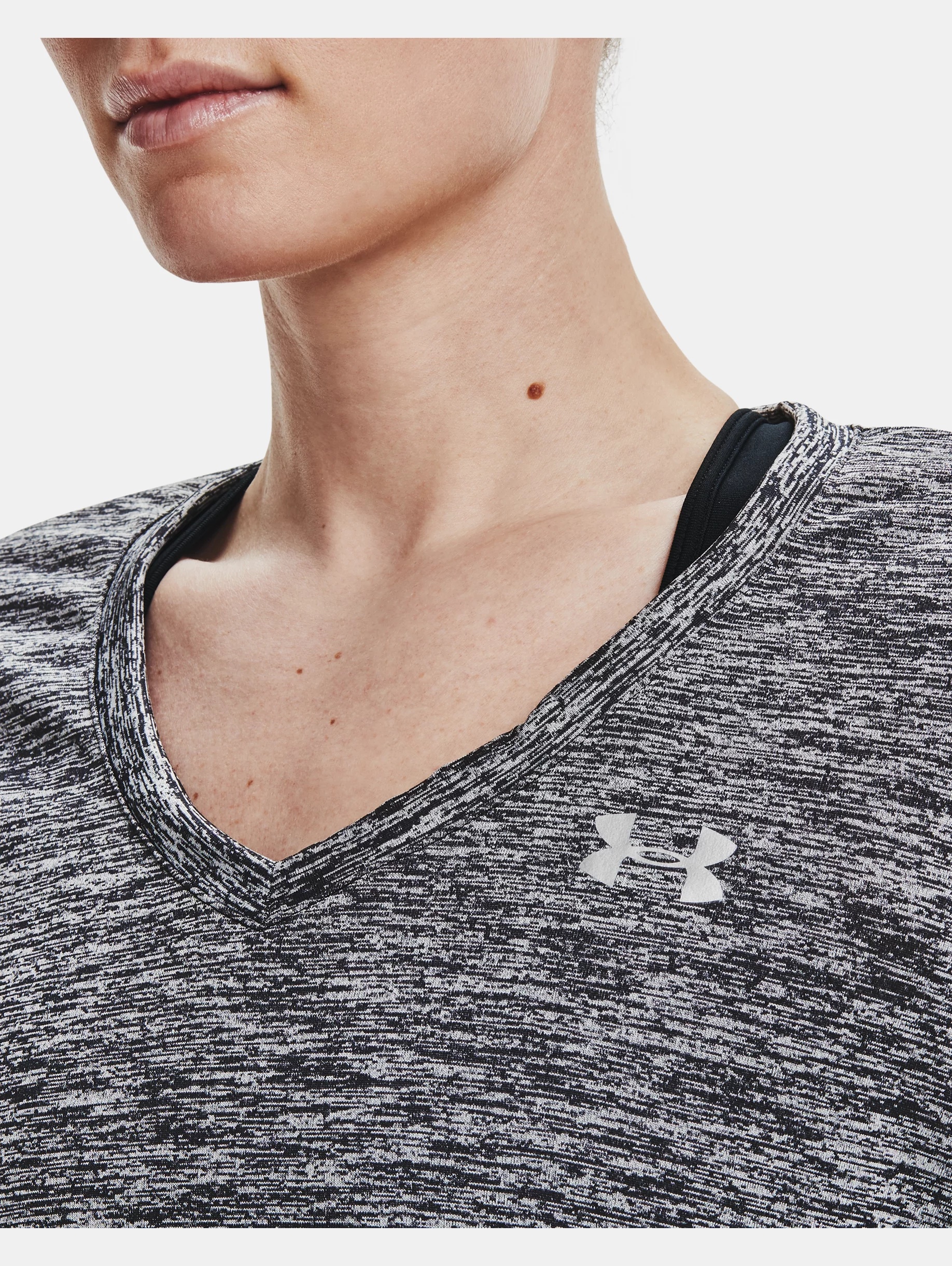 Women's UA Tech™ Twist V-Neck Short Sleeve - 6