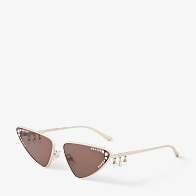 JIMMY CHOO Kristal
Pale Gold Cat Eye Sunglasses with Crystals outlook