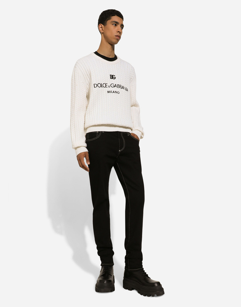 Wool round-neck sweater with logo embroidery 5