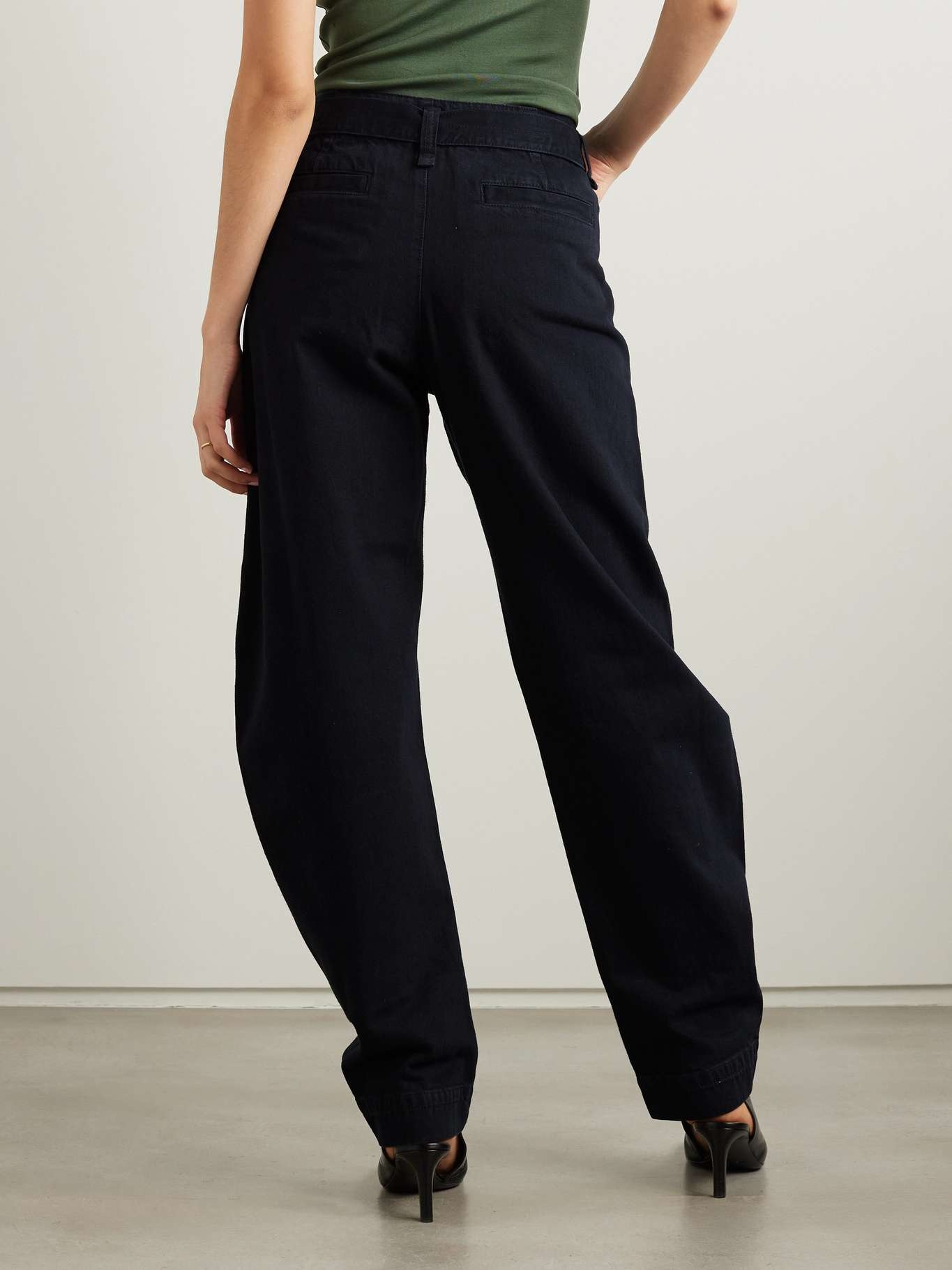 Belted cotton-twill tapered pants - 4