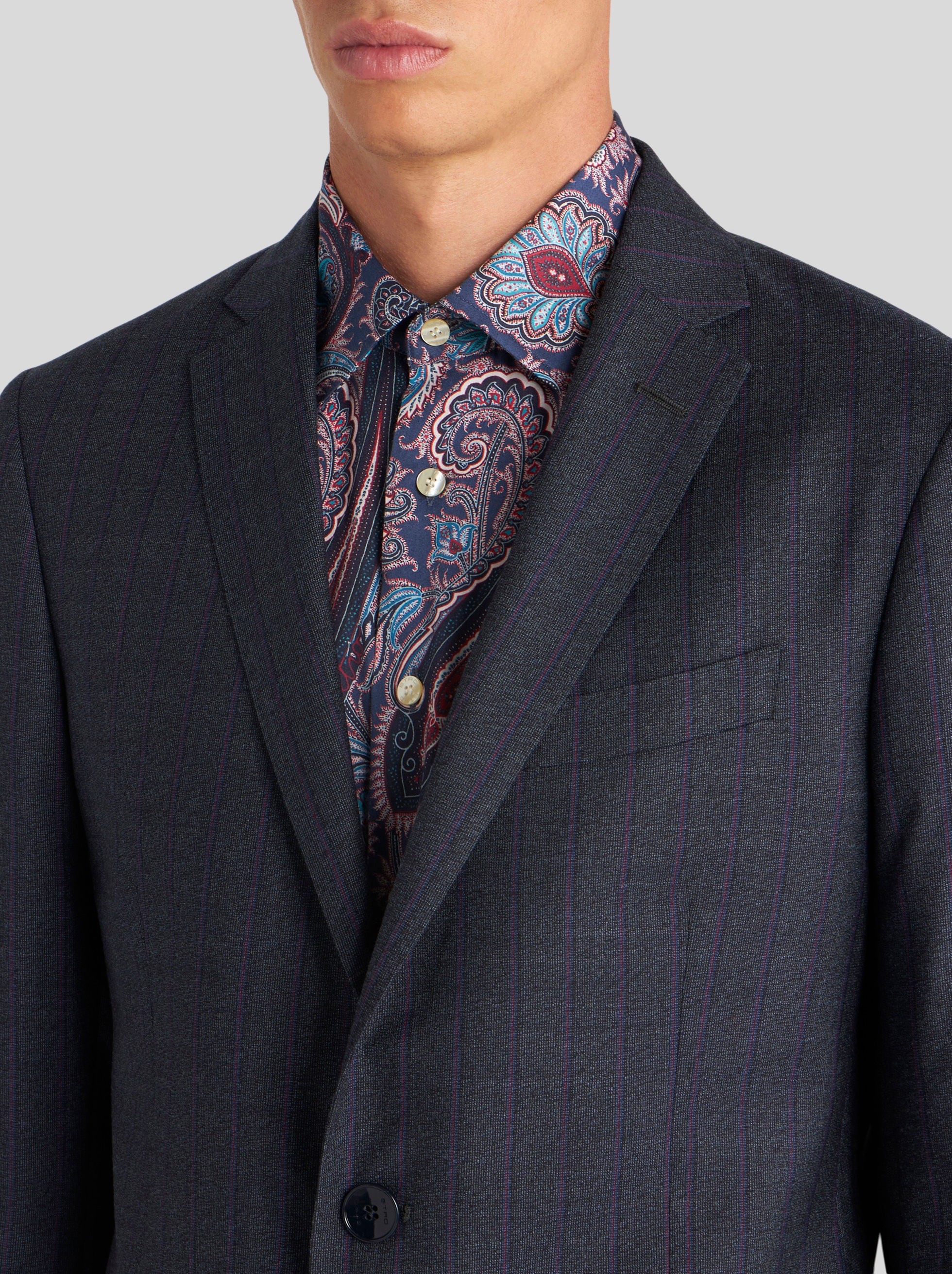 SEMI-TRADITIONAL STRIPED WOOL SUIT - 2