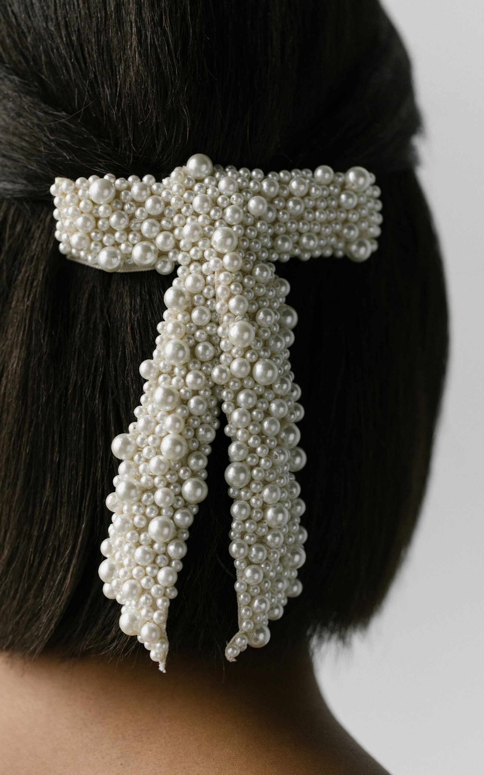 Donna Pearl-Embellished Bow Barrette white - 4