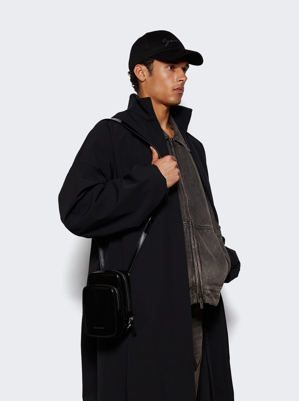 Small Pandora Camera Bag In Shiny Leather Black - 2