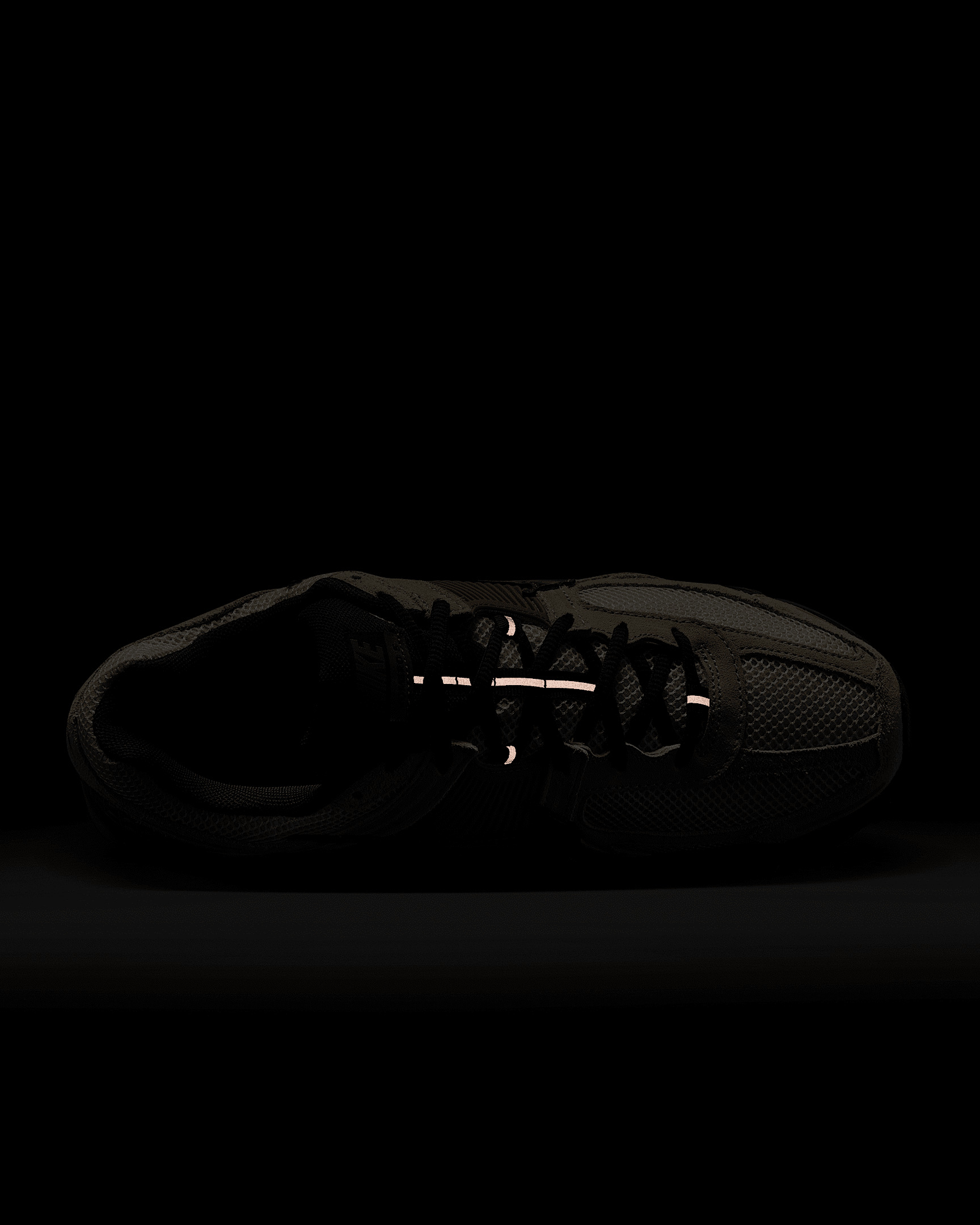 Nike Zoom Vomero 5 Men's Shoes - 9