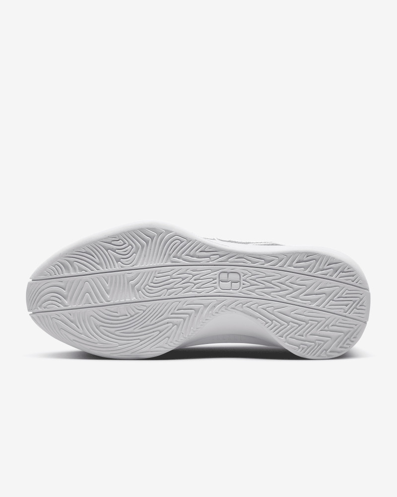 Nike Sabrina 1 Basketball Shoes outlook
