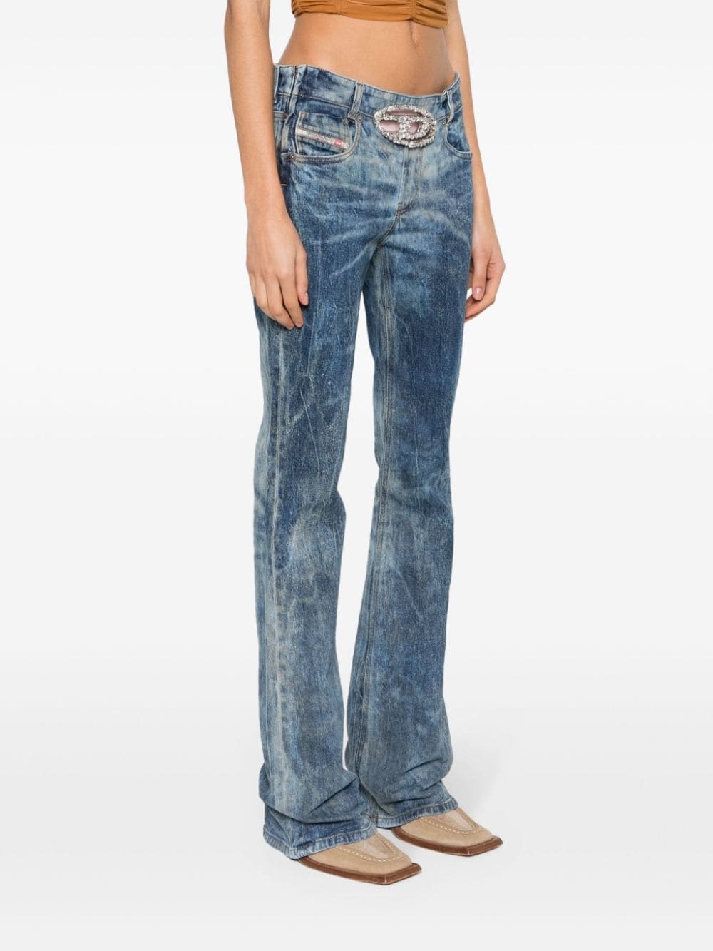 gem-logo buckle flared jeans - 3