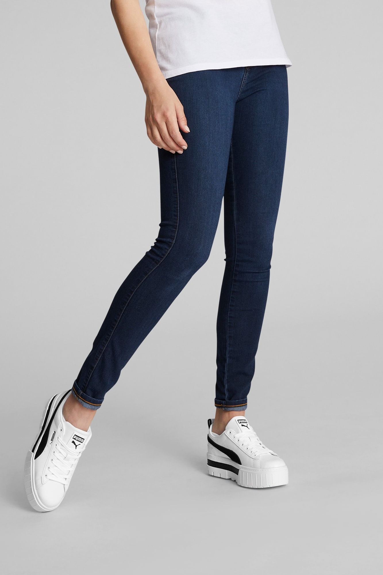 Mayze Leather Women's Sneakers - 4