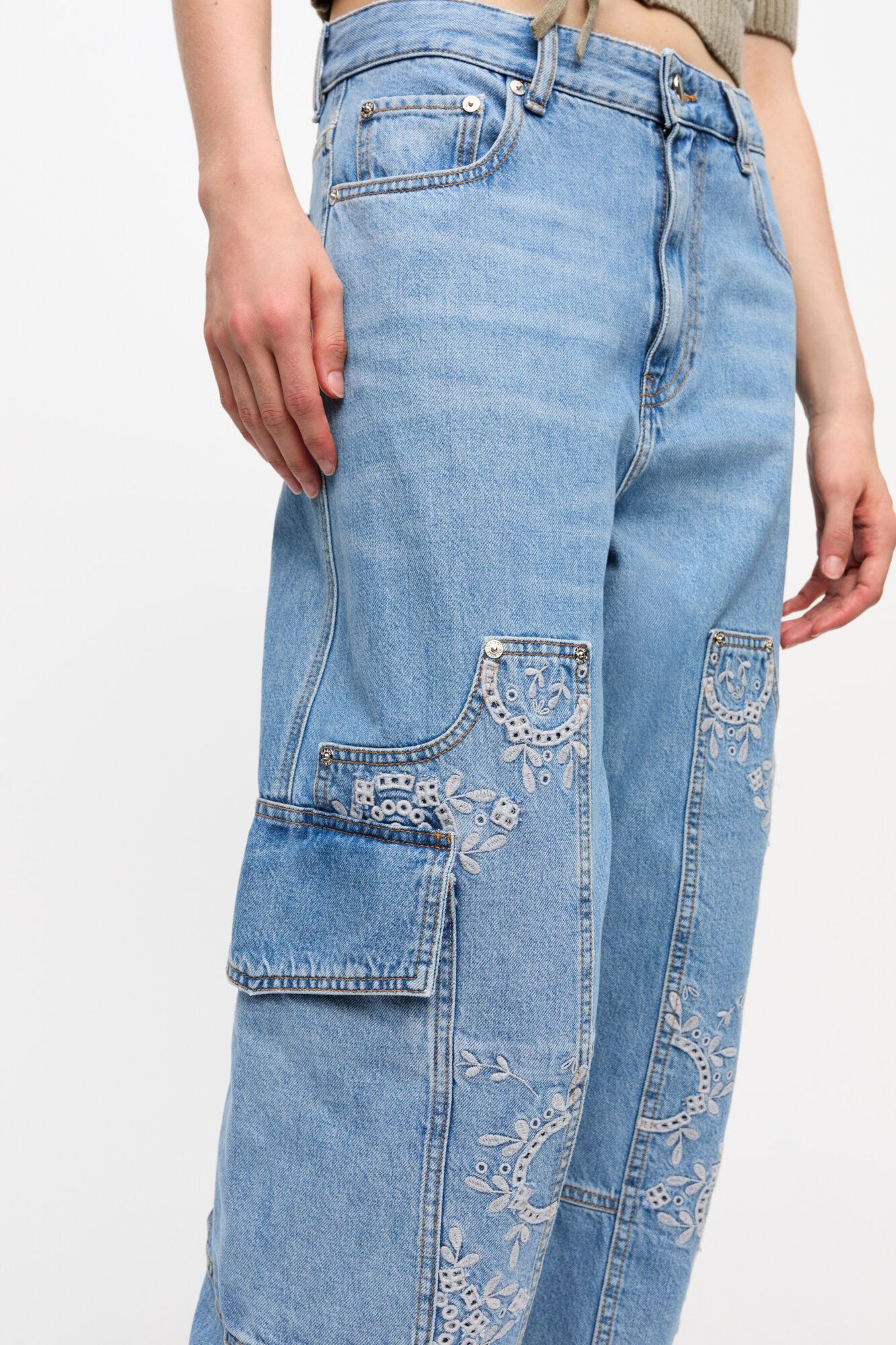 BRODERIE ANGLAISE CARPENTER JEANS - 5