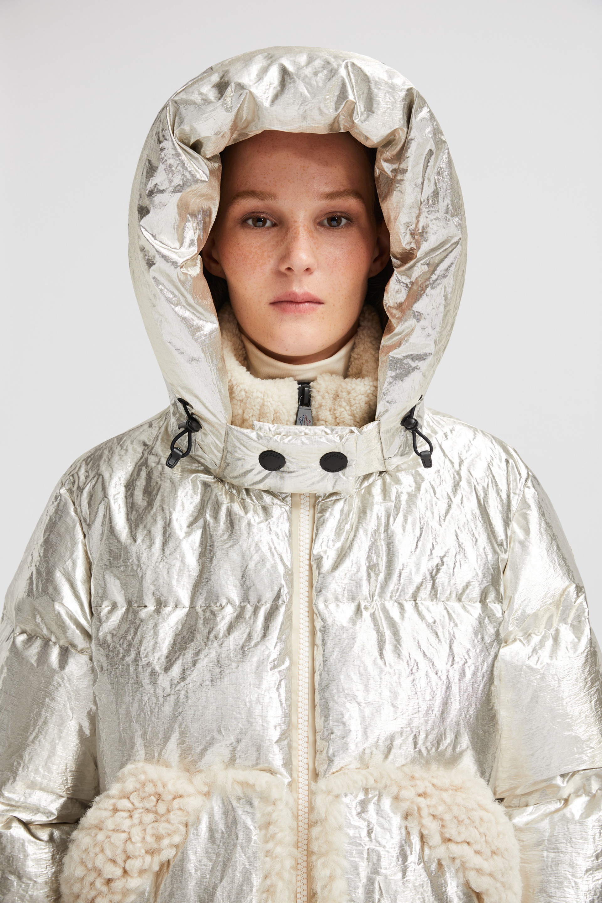 Trevelin Short Down Jacket - 4