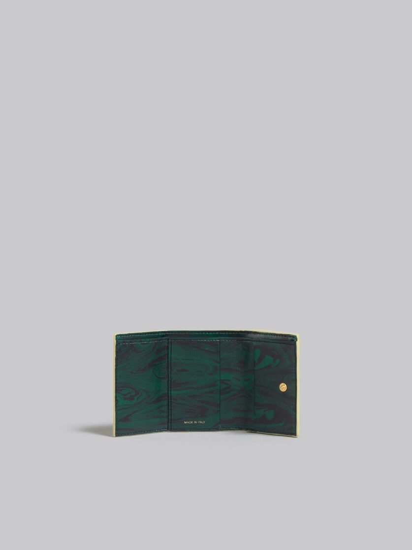 LIGHT YELLOW LEATHER TRIFOLD VENICE WALLET WITH MARBLED INTERIOR - 2
