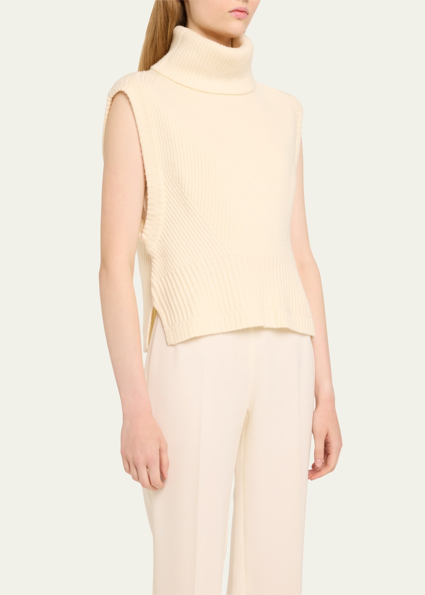 Maple Wool & Cashmere Sleeveless Turtleneck Top - 4