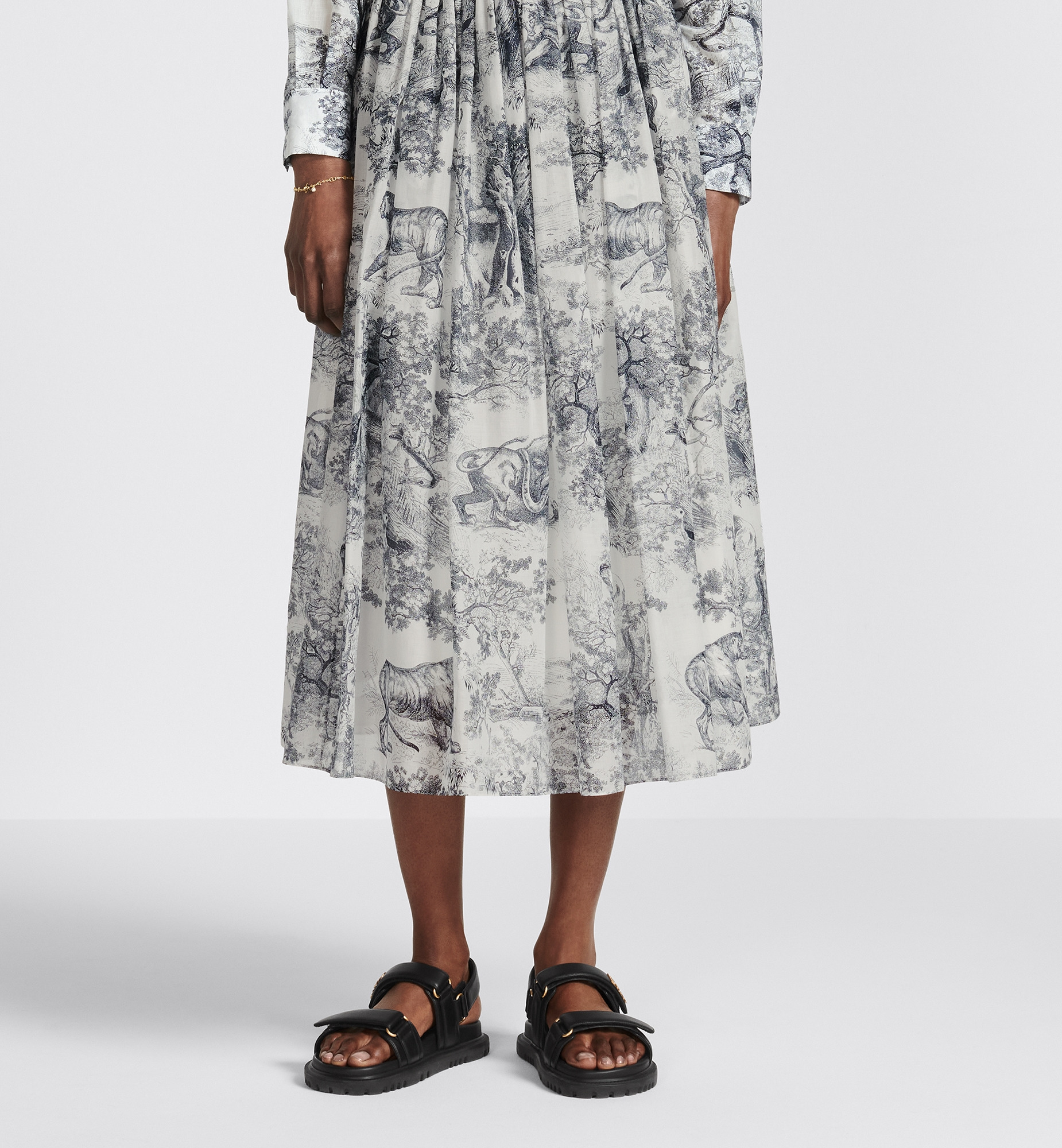Mid-Length Skirt - 3