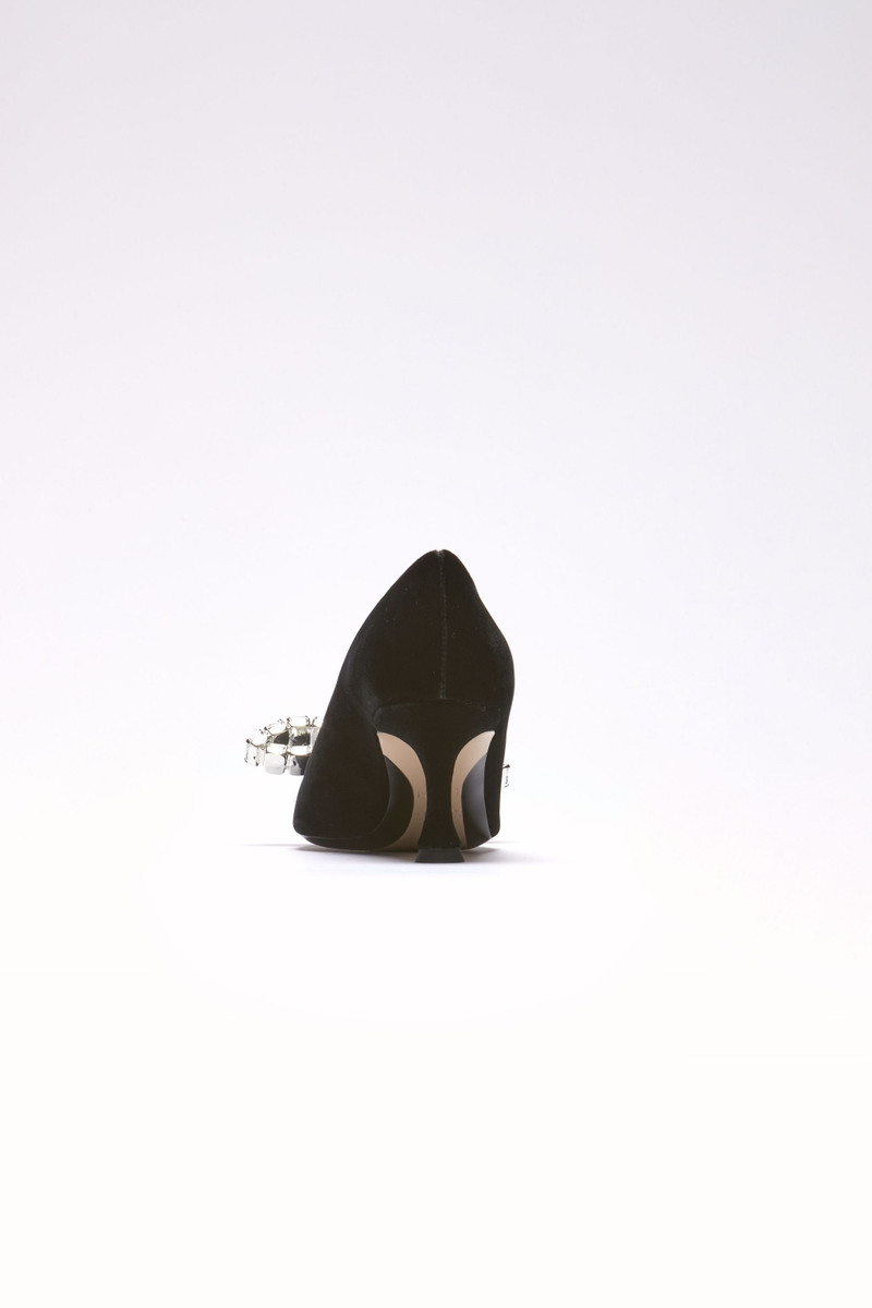 N°21 CRYSTAL-EMBELLISHED PUMPS outlook