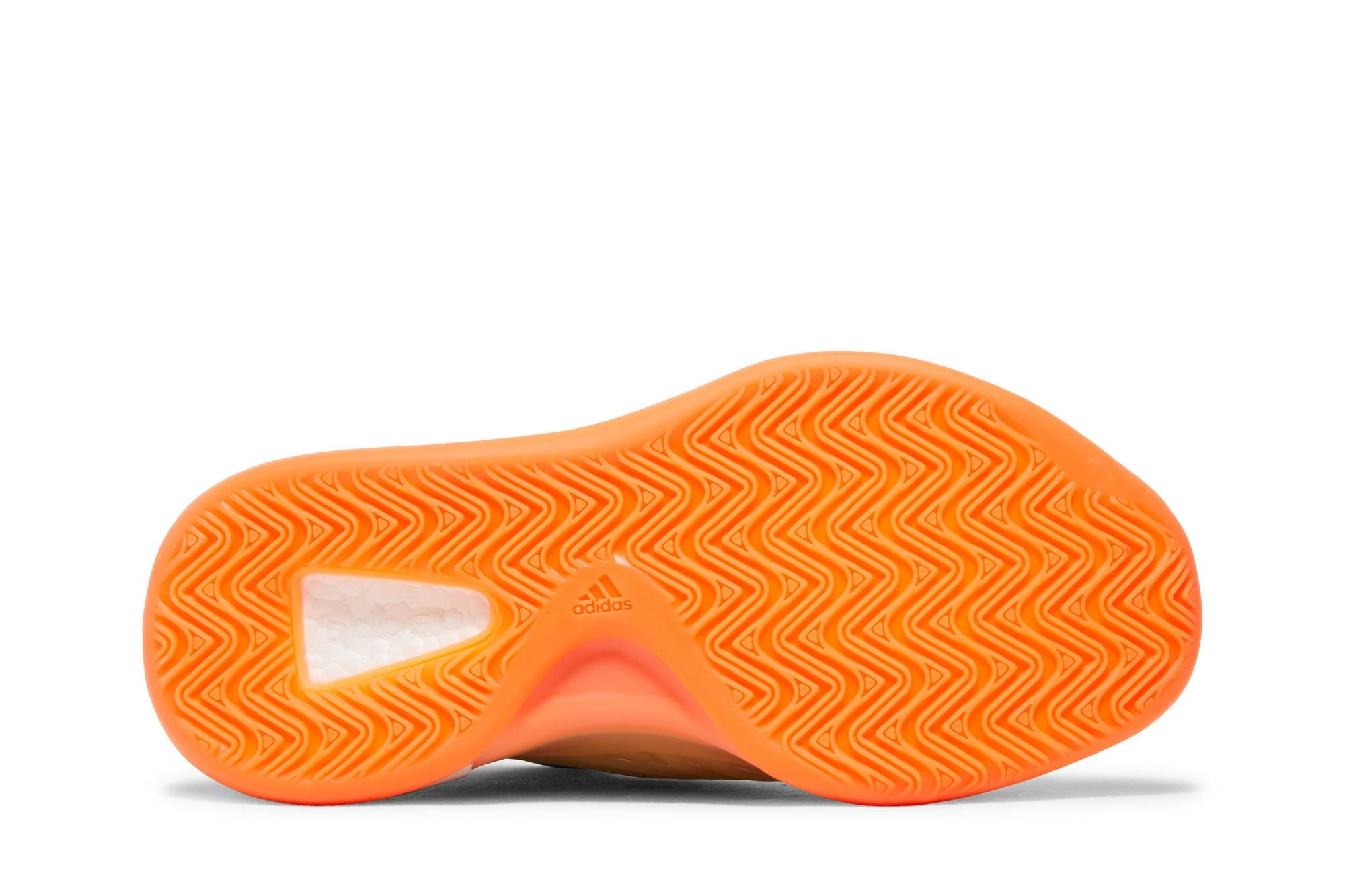 Yeezy Quantum 'Hi-Res Coral' - 4