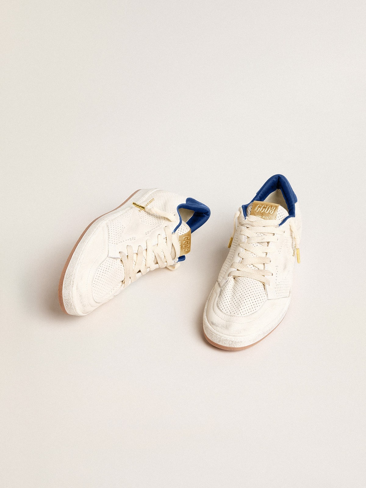 Ball Star in perforated nappa with white star and blue nylon heel tab - 2