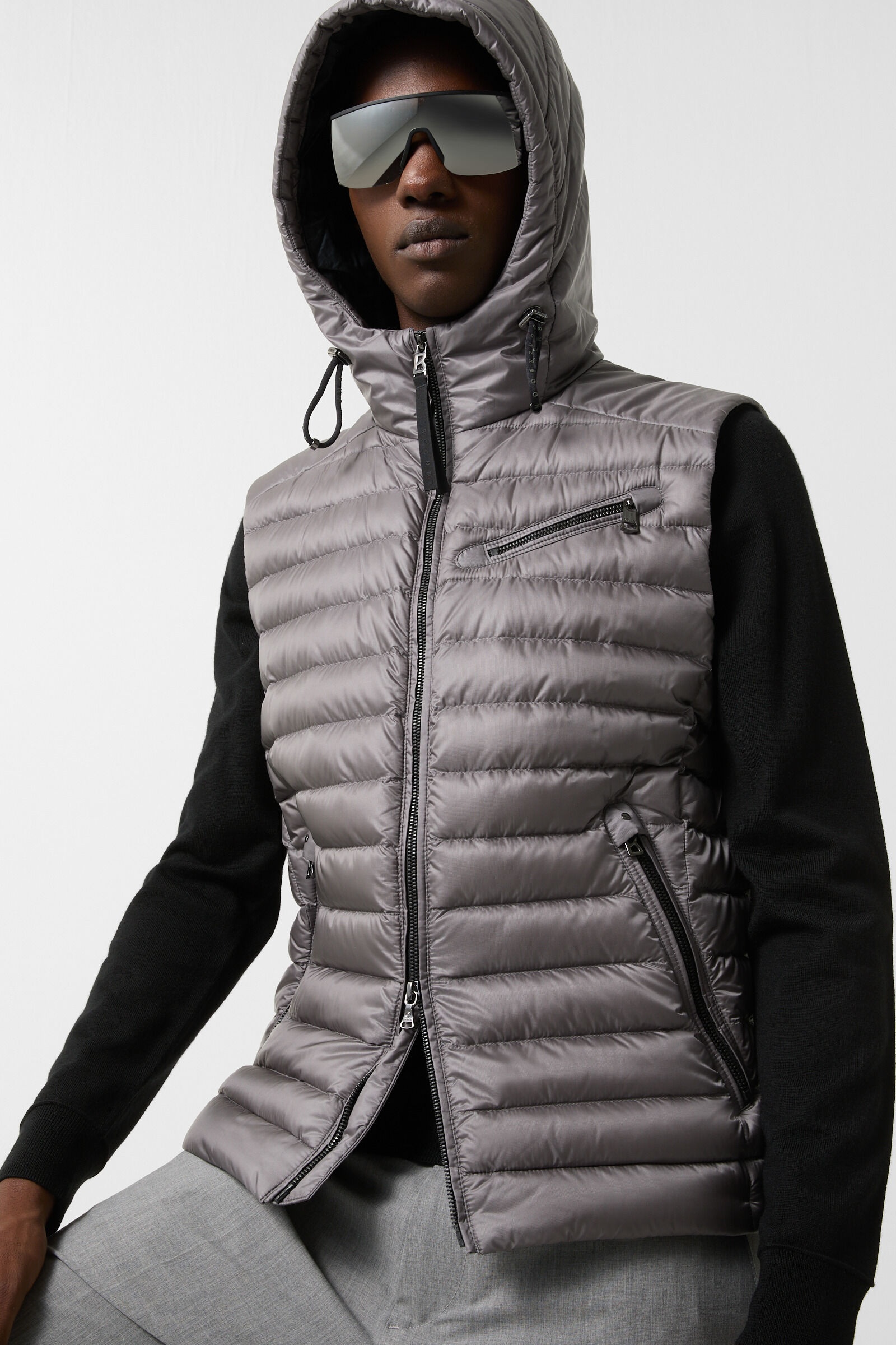 Lonne lightweight down vest in Gray - 6