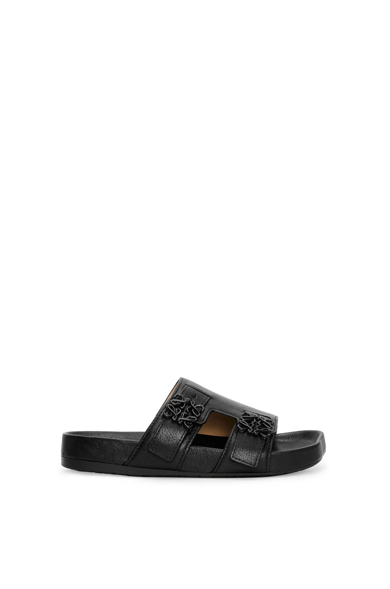 Ease slide in goatskin 1