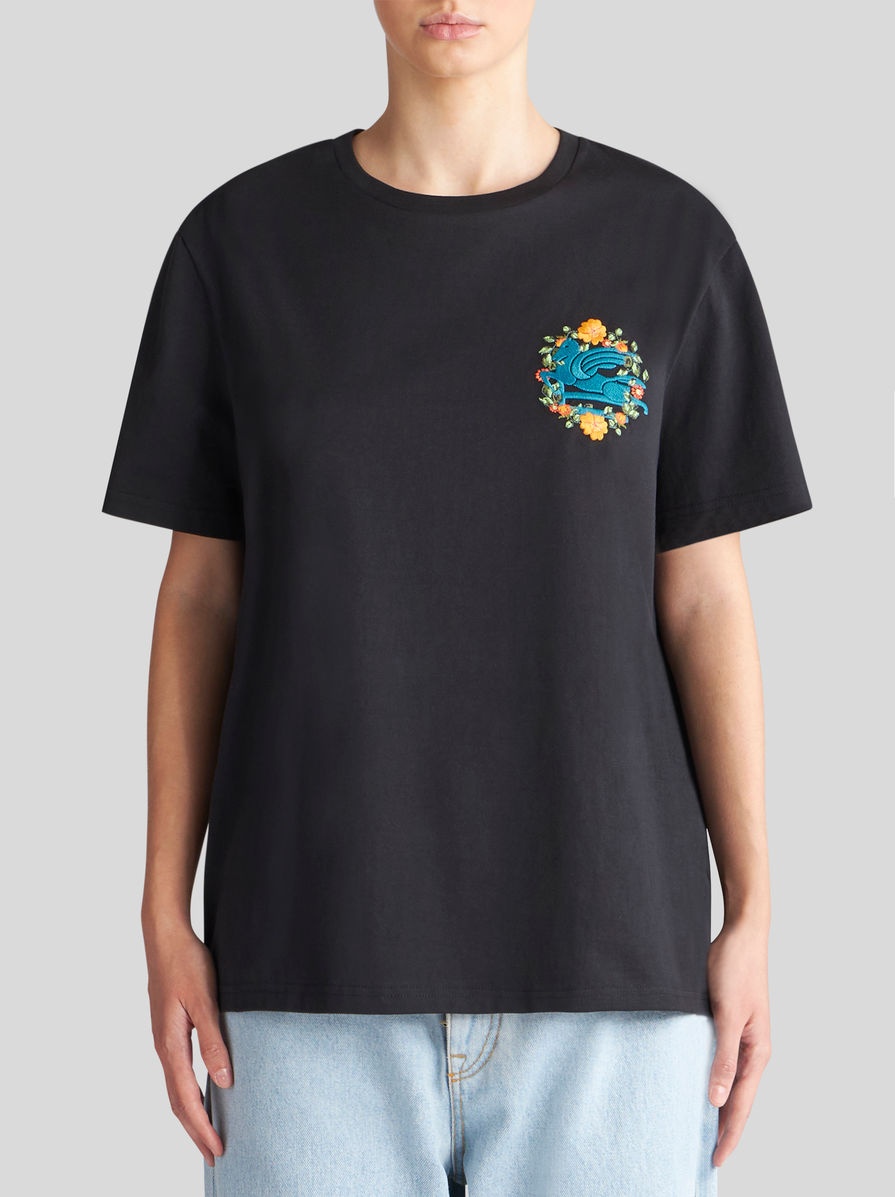 T-SHIRT WITH EMBROIDERY - 2
