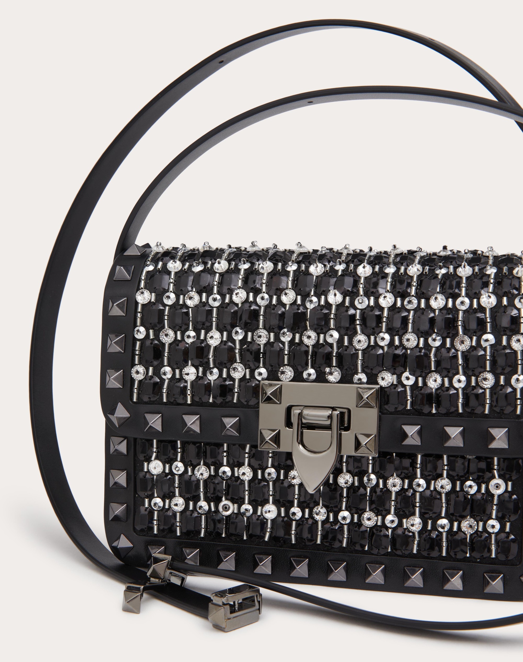 SMALL ROCKSTUD23 EMBROIDERED SHOULDER BAG - 8
