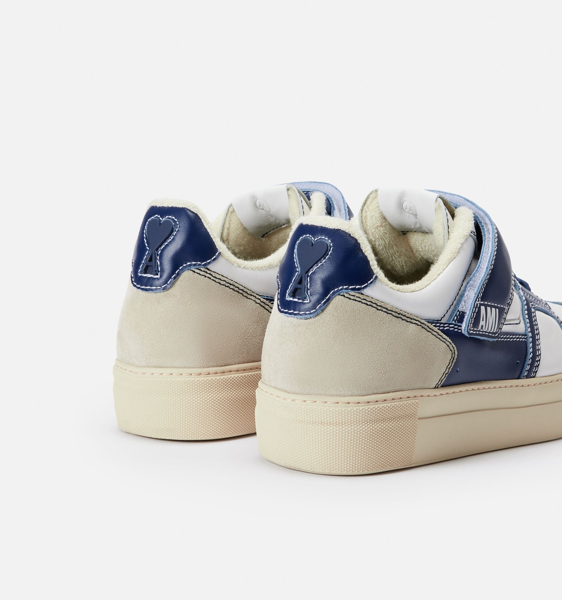 AMI Paris Low Top Ami Arcade Sneakers | REVERSIBLE