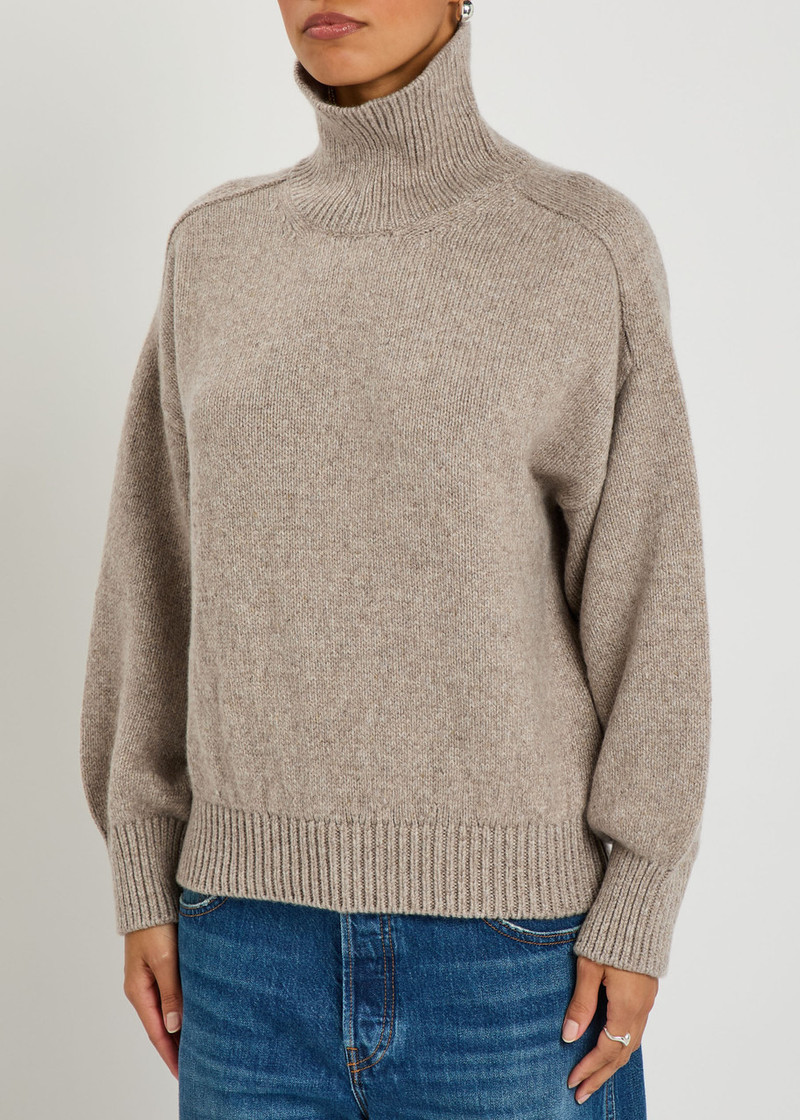 KHAITE Khaite Willem Ribbed Cashmere Jumper outlook