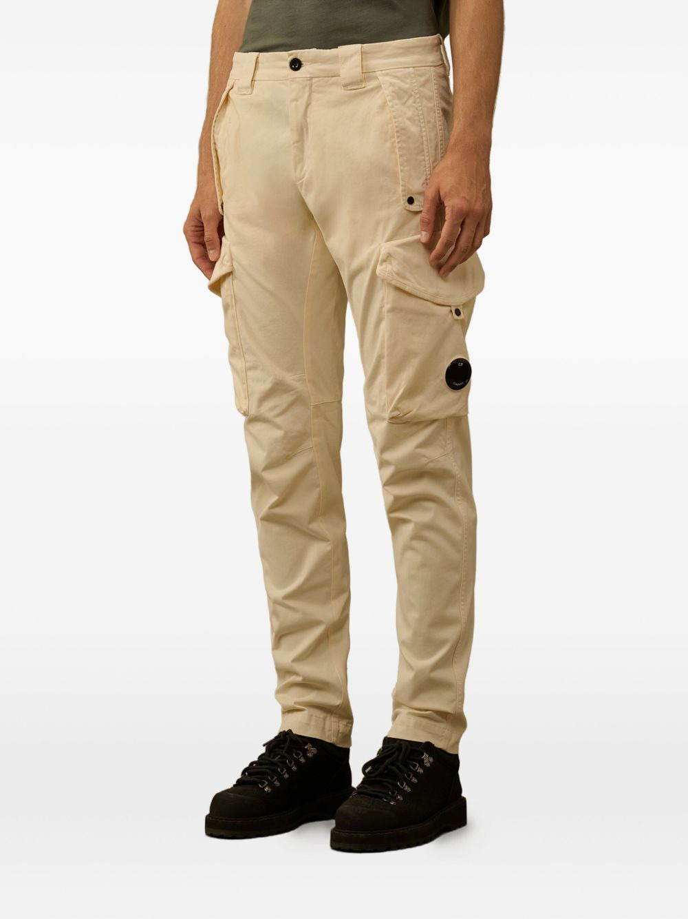 cargo-pockets trousers - 3