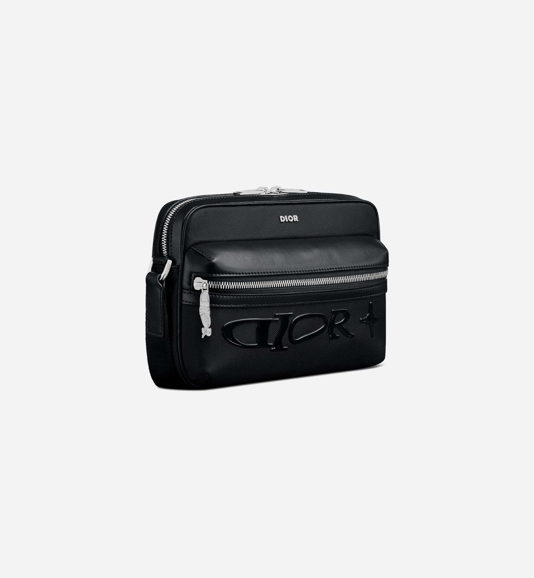 【お出かけに♪】DIOR★LEWIS HAMILTON メッセンジャーバッグ Dior DIOR AND LEWIS HAMILTON Rider 2.0 Zipped Messenger Bag