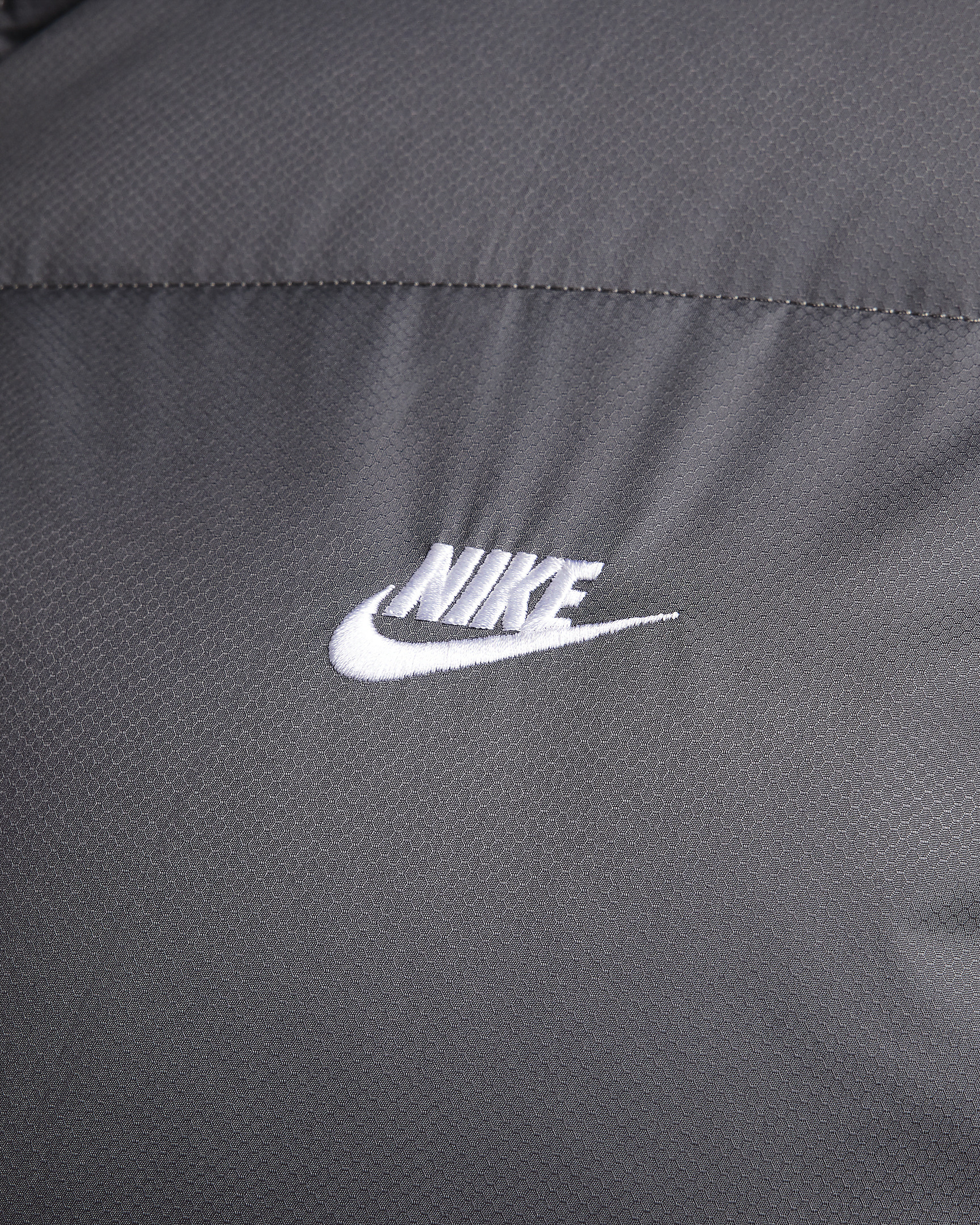 Nike Sportswear Club Men's Puffer Jacket - 10