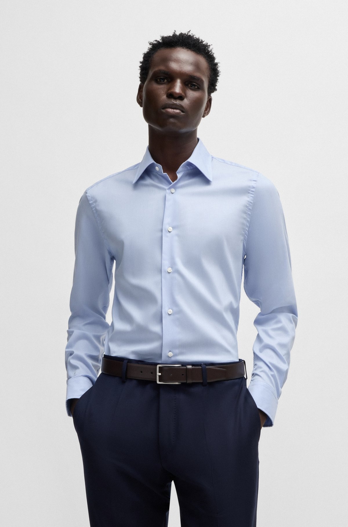 SLIM-FIT SHIRT IN PERFORMANCE-STRETCH FABRIC - 2