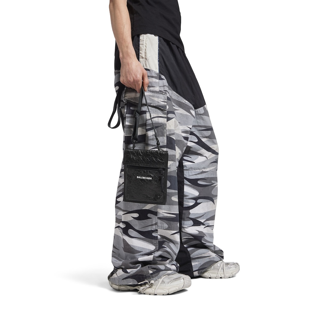 Men's Explorer Small Pouch With Strap in Black - 6