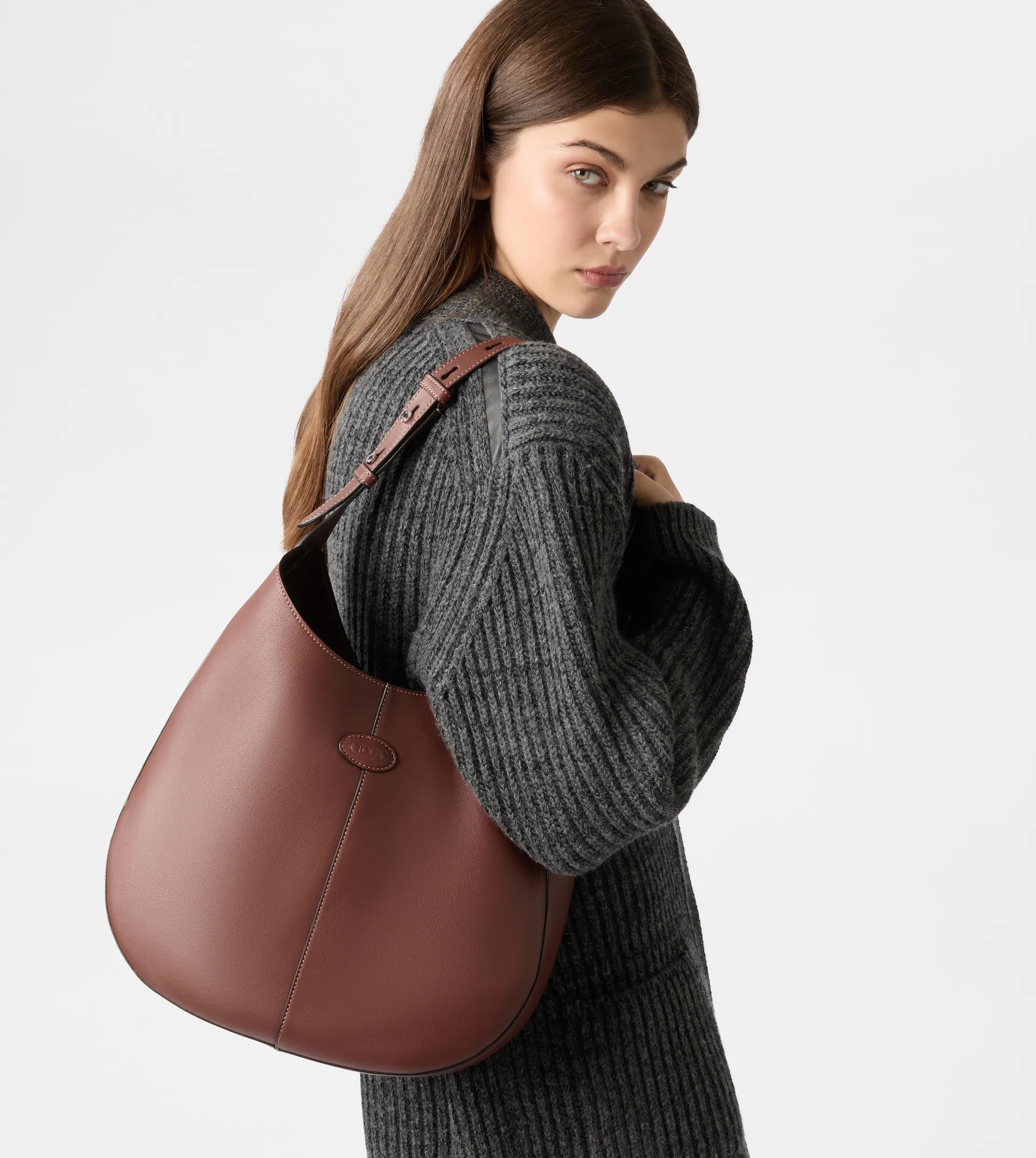 TOD'S DI BAG HOBO IN LEATHER SMALL - BROWN - 2