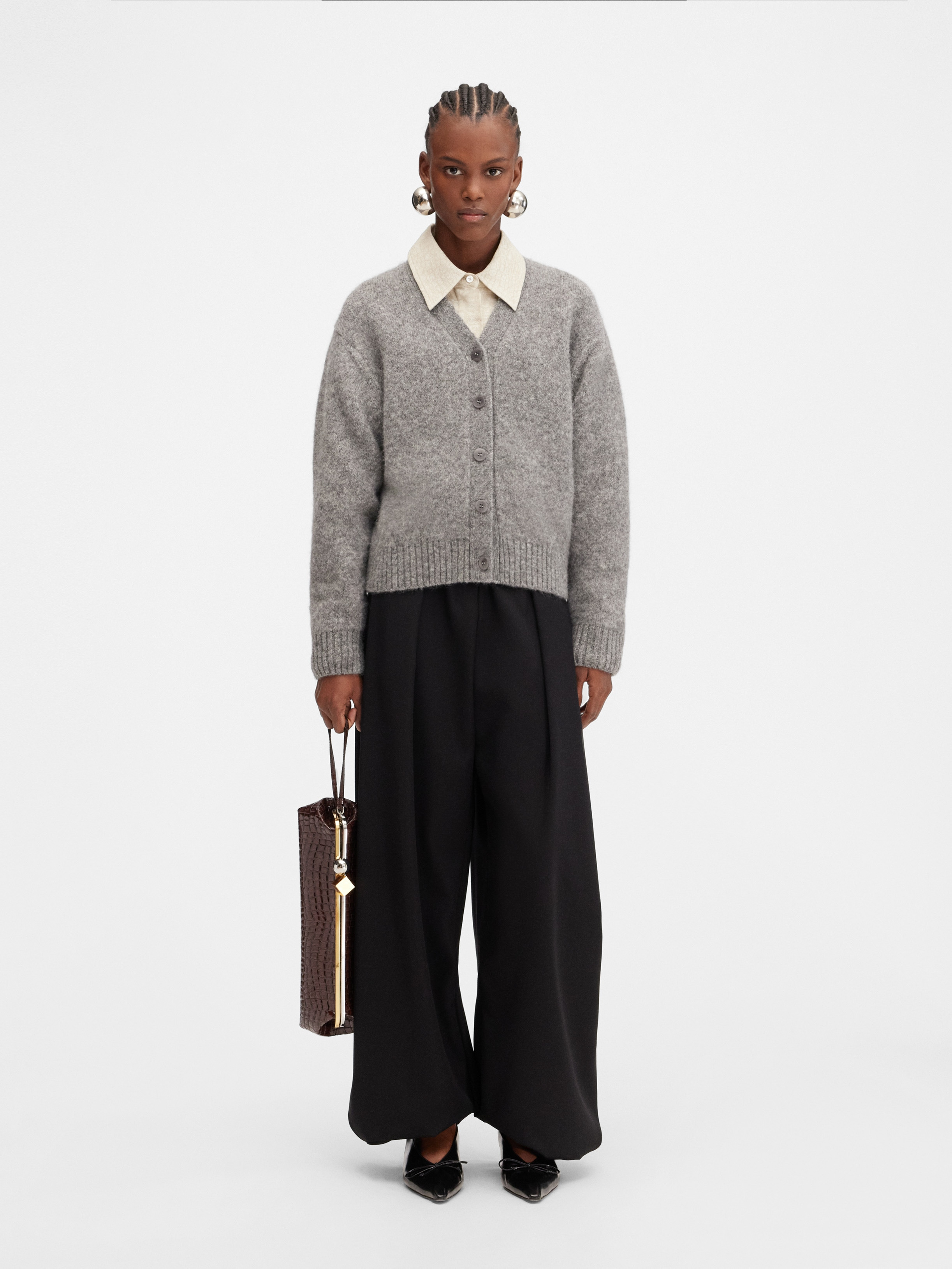 The Jacquemus cardigan - 2