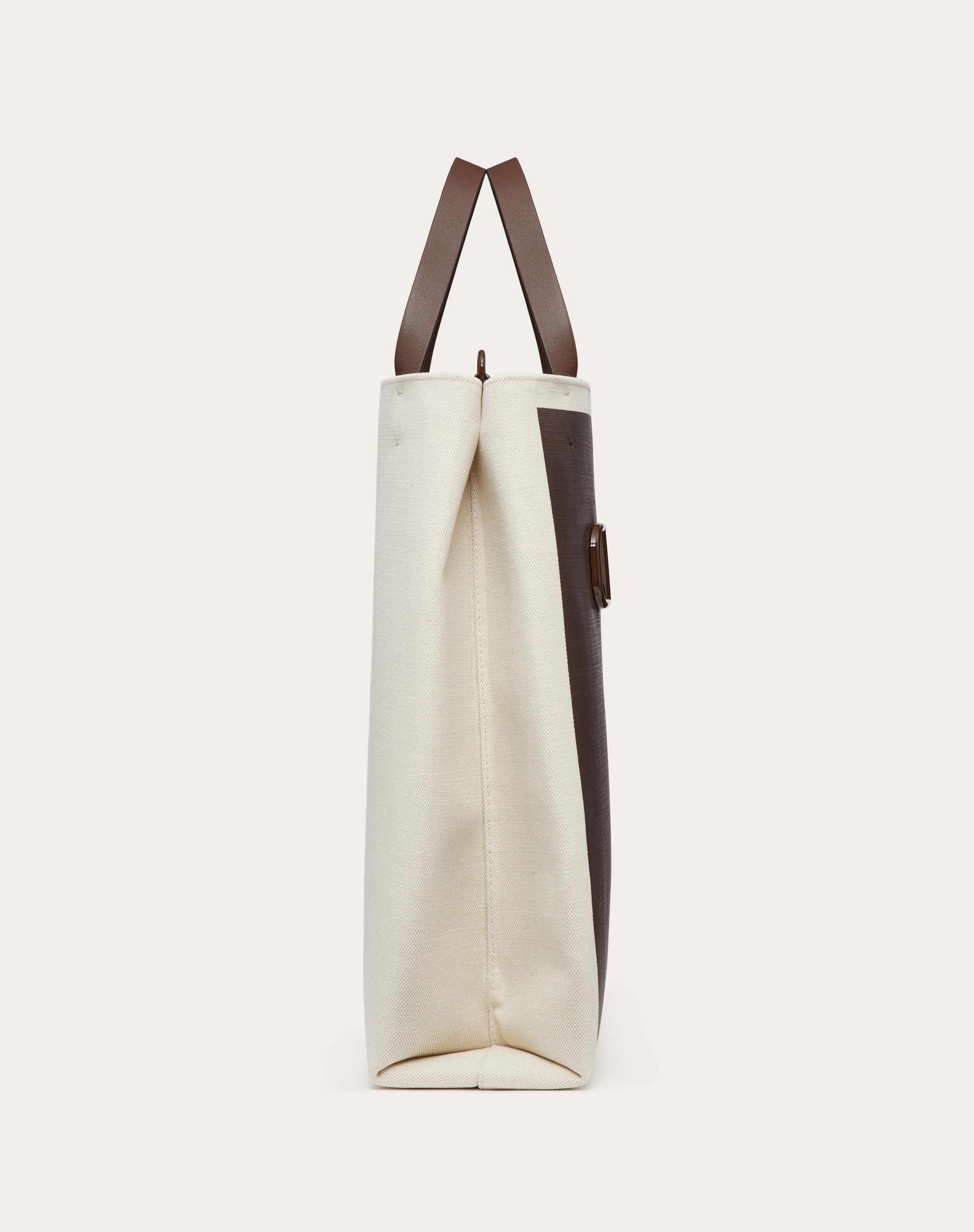 ショルダーバッグ・ポシェット VALENTINO TOP-TONE CANVAS VLOGO SIGNATURE SHOULDER BAG Top-tone canvas VLogo Signature shoulder bag – G&B