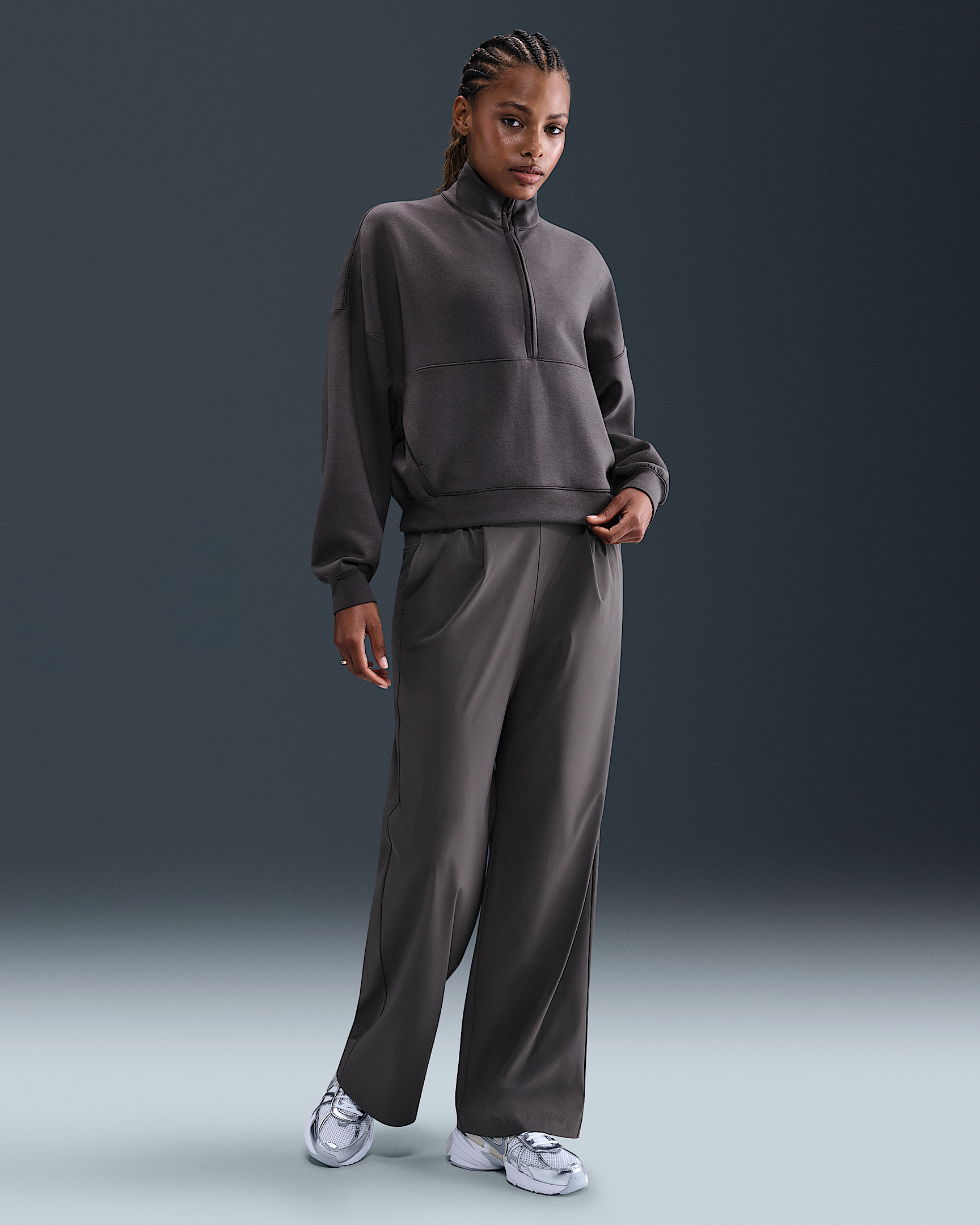 Nike 24.7 ImpossiblySoft Women's Dri-FIT Oversized 1/2-Zip Top - 4