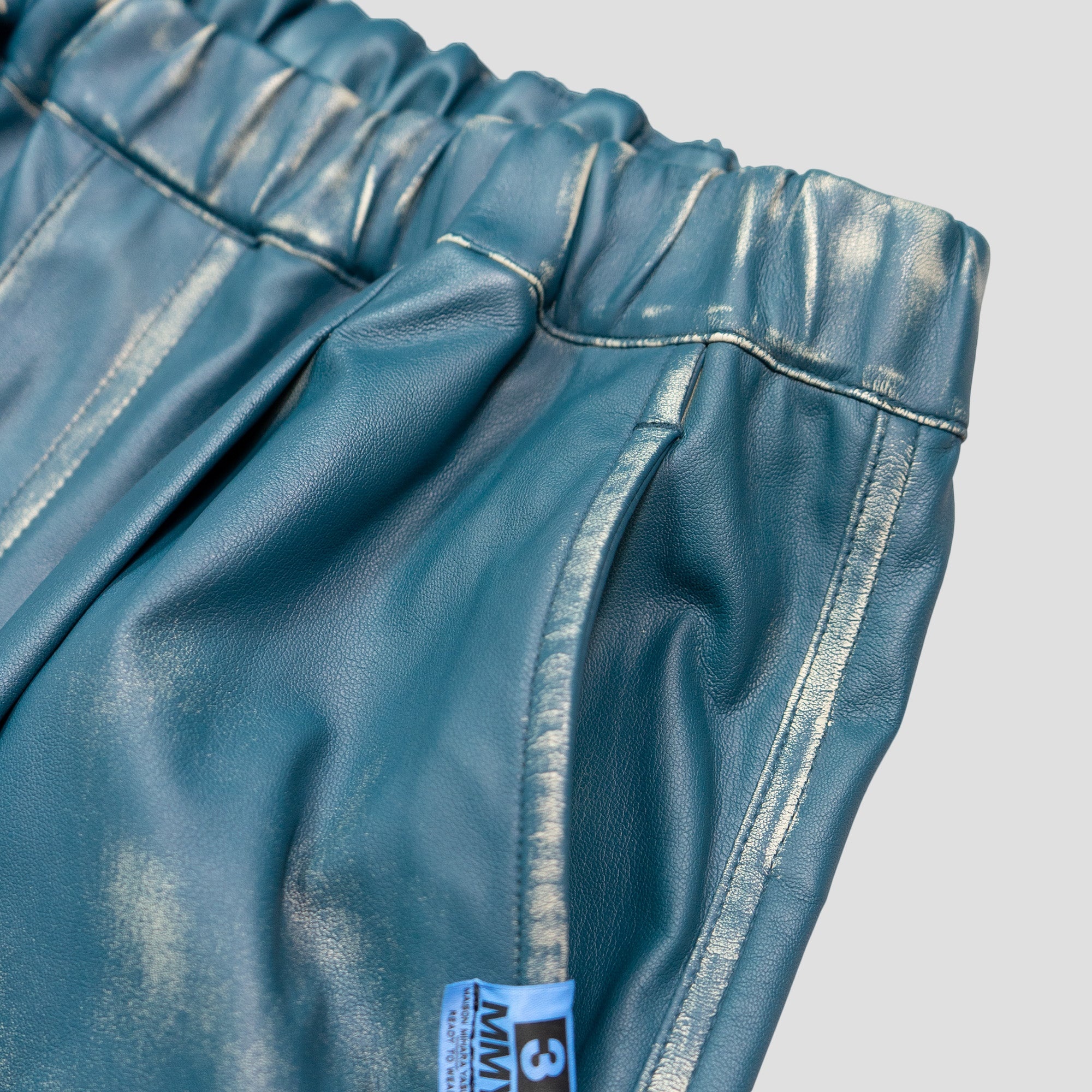 SYNTHETIC LEATHER SHORTS - 4