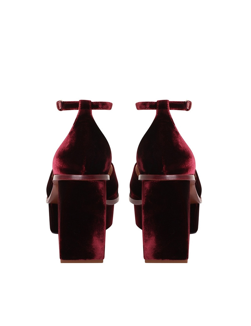 VELVET PLATFORM SANDAL 6