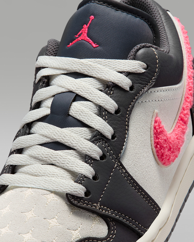Air Jordan 1 Low Women's Shoes 7