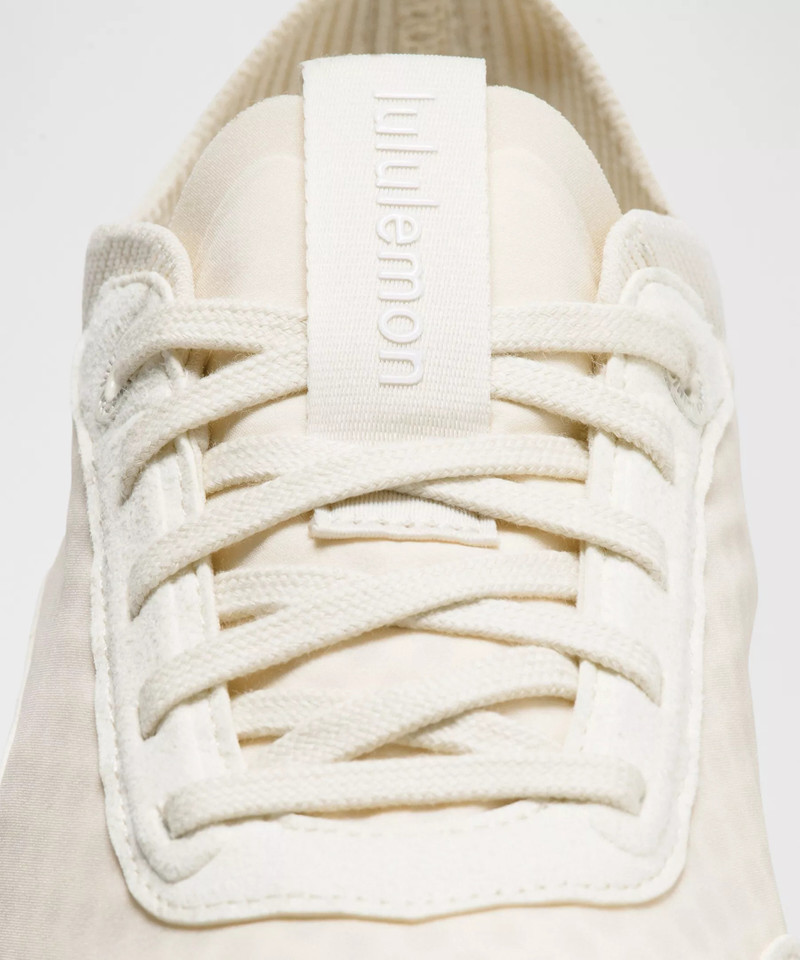 Women's CrossCity Sneaker 10