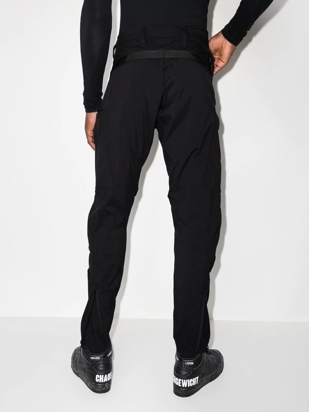 Encapsulated slim-cut trousers - 3