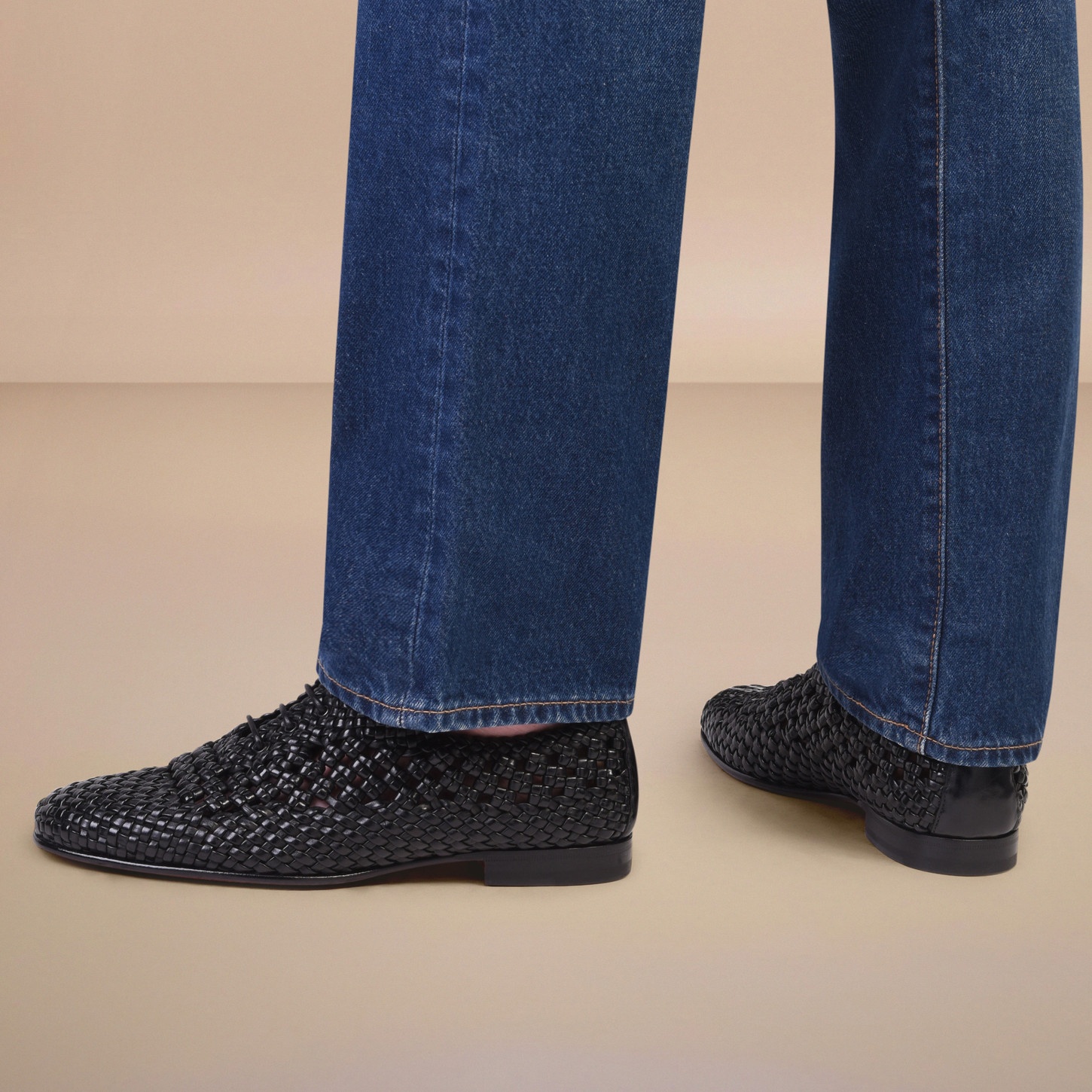 Men's black woven leather lace-up shoe - 2