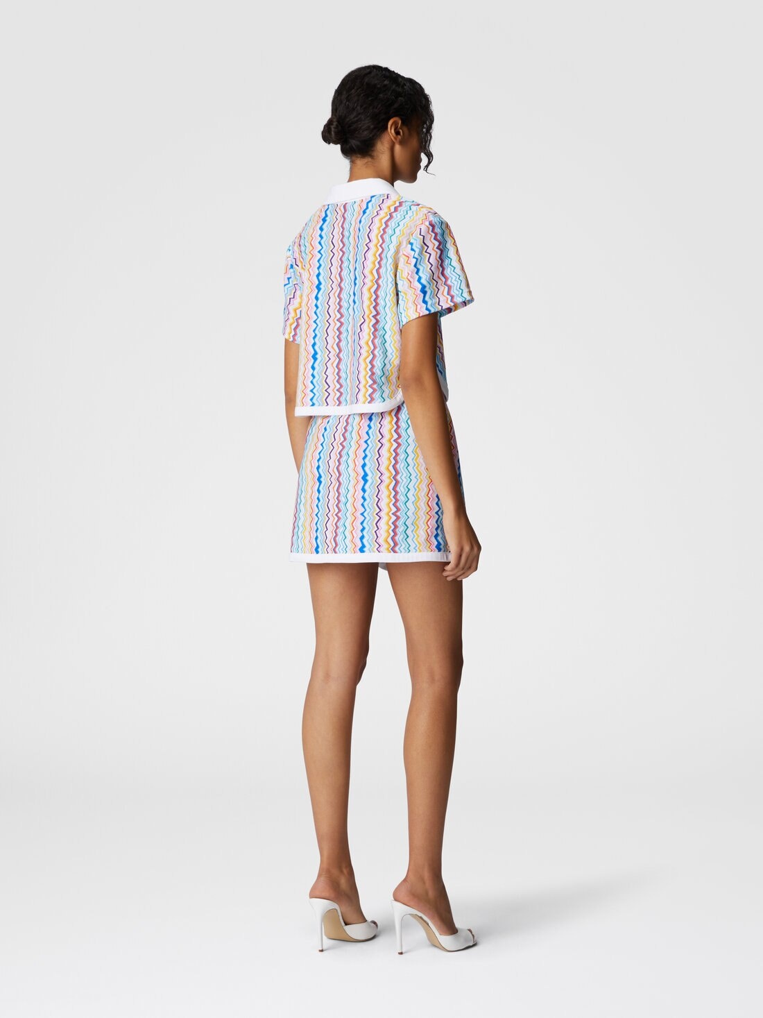 Wrap mini skirt with zig zag pattern - 3