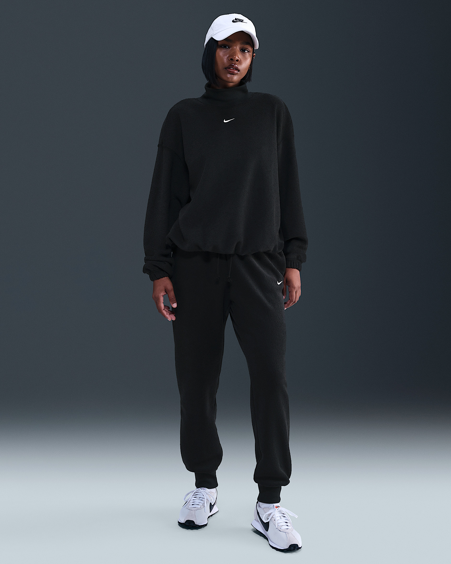 Nike Sportswear Phoenix Plush Women's Cozy Fleece Oversized Mock-Neck Top - 4