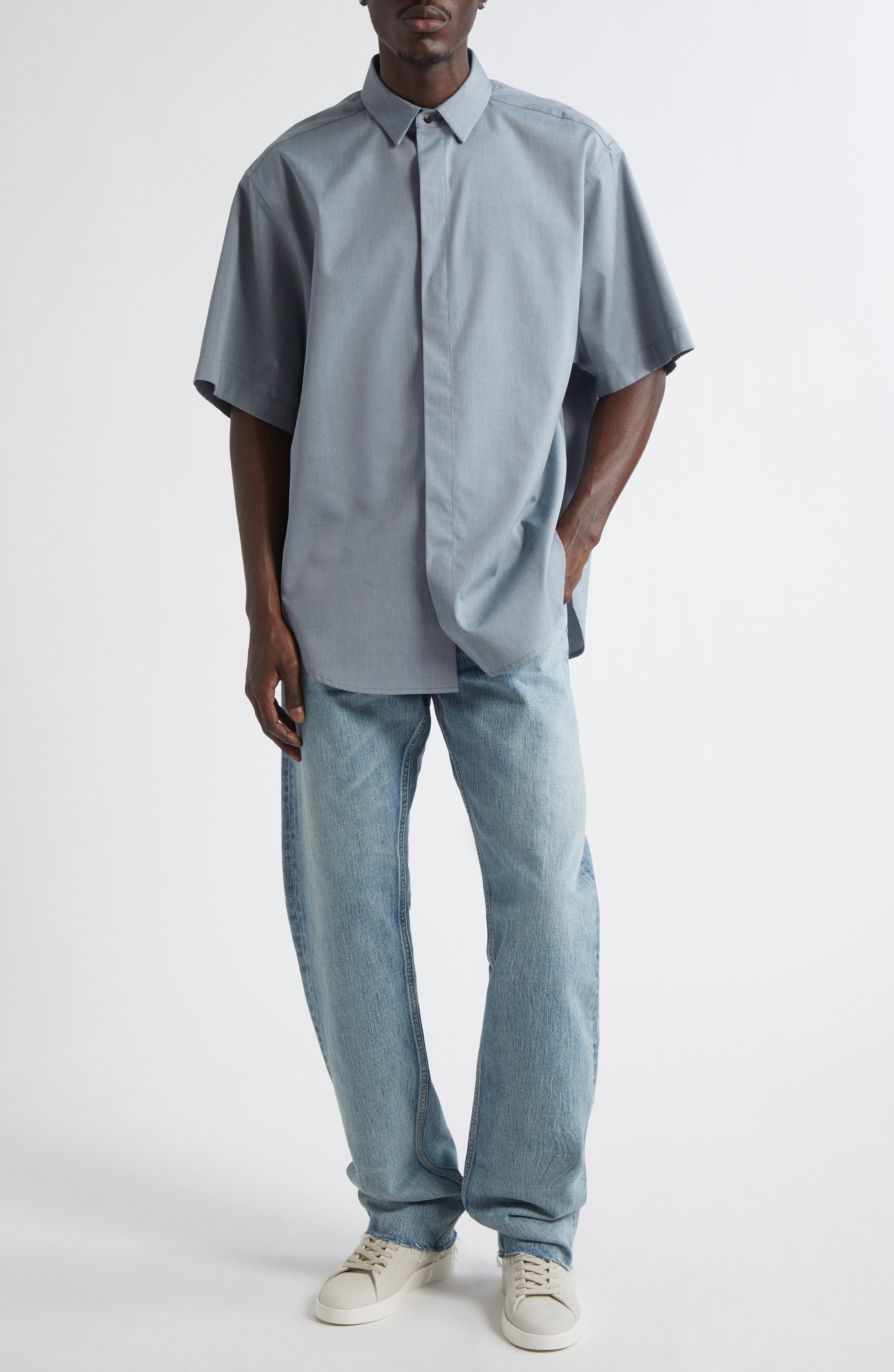 Fear of God Short Sleeve Cotton & Wool Stretch Oxford Button-Up Shirt in Melange Slate at Nordstrom - 2
