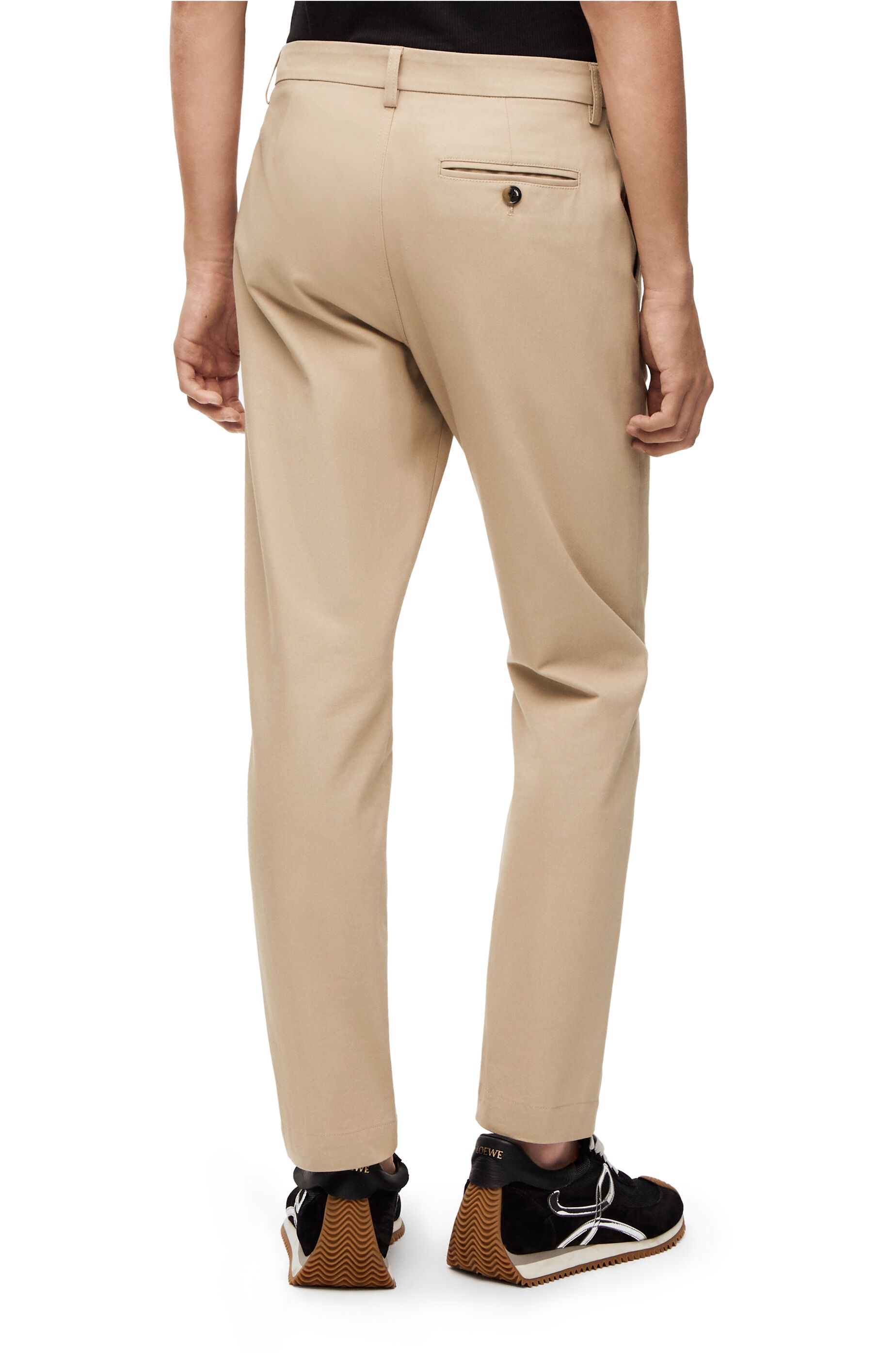 Tapered chino trousers in cotton - 4