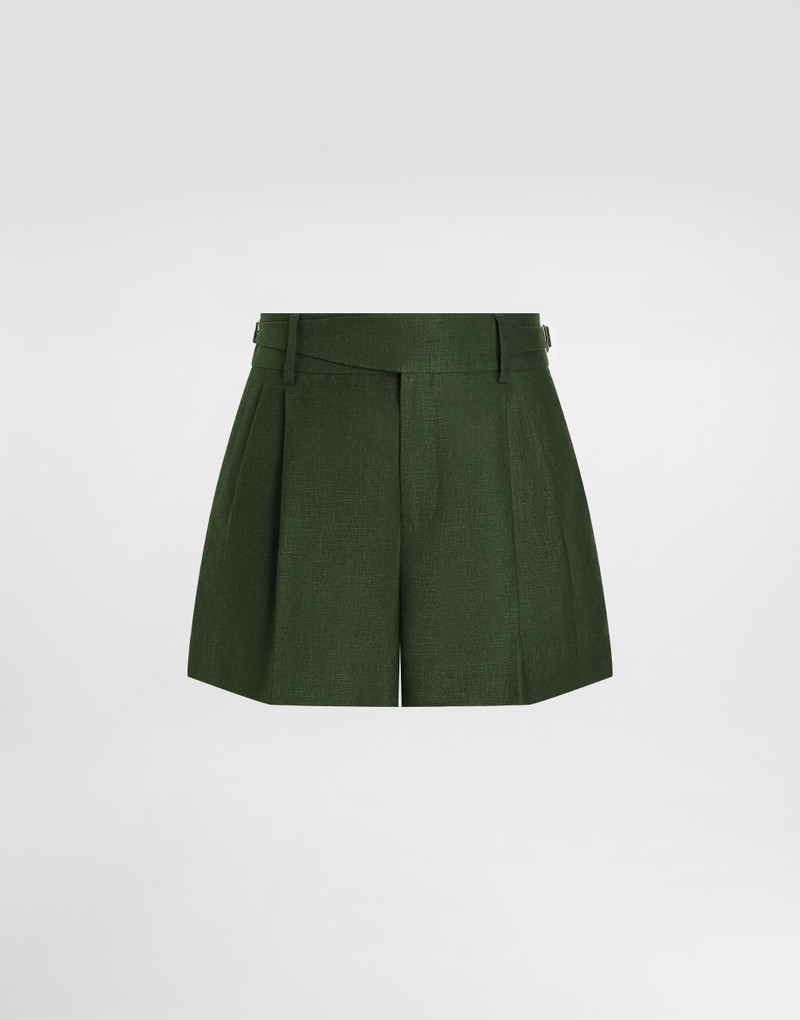 Linen fabric shorts with double darts 1