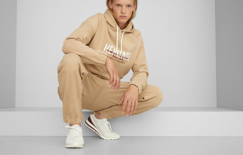 Punched suede runners 6