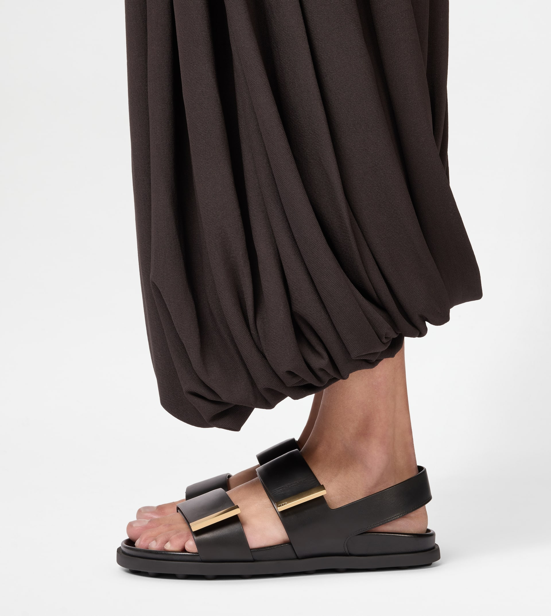 SANDALS IN LEATHER - BLACK - 6