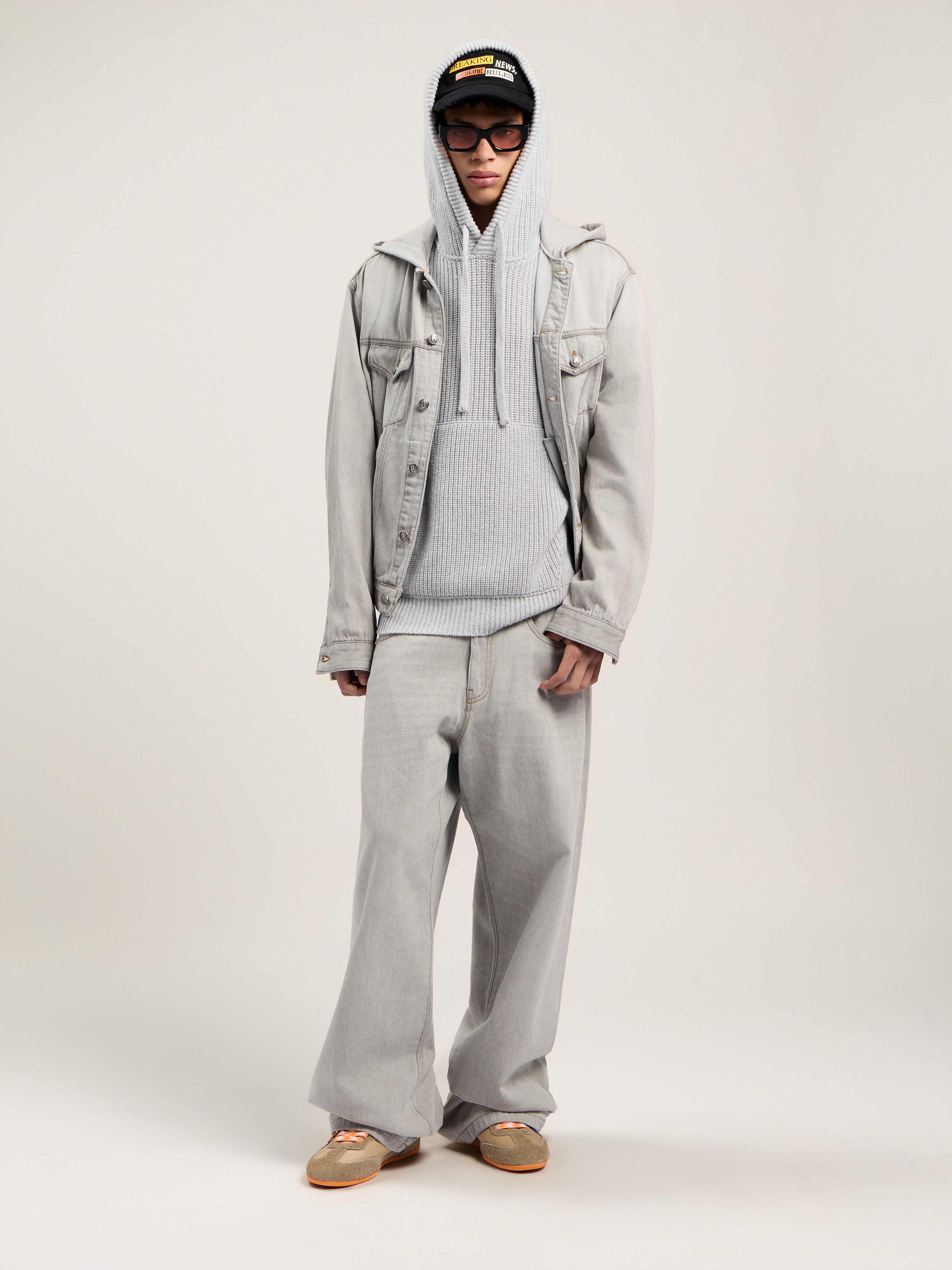 Curved Logo Loose Denim Pants - 2